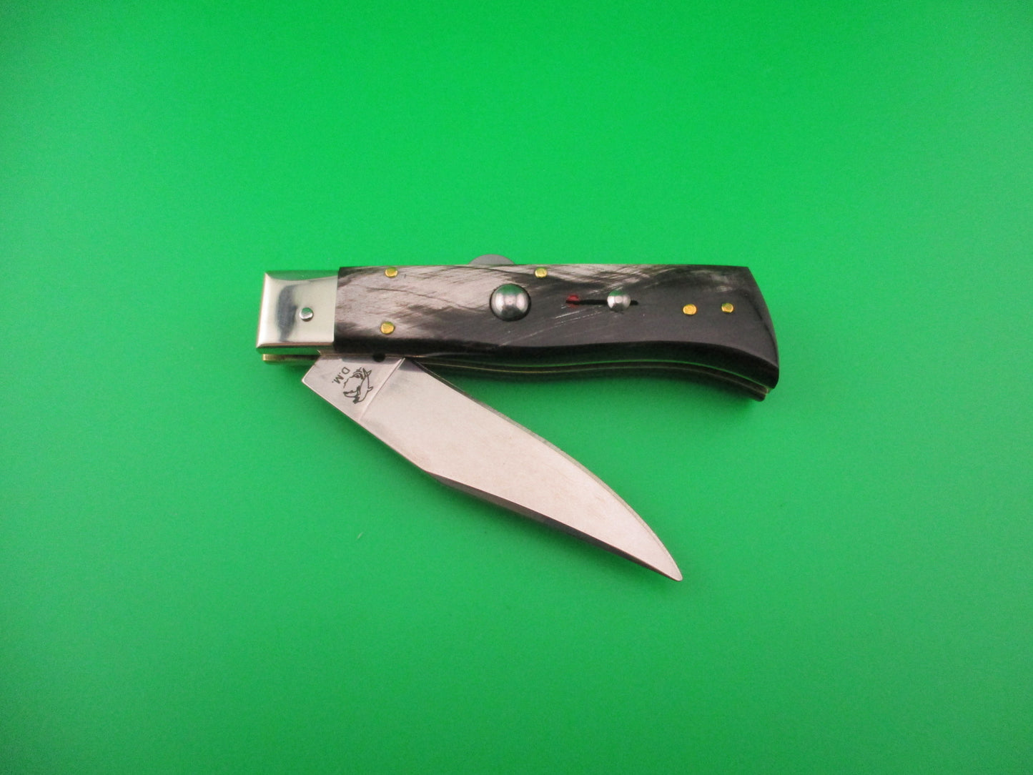DM Dolphin 20cm Italian Humpback Red Dot Hunter Black & white automatic knife