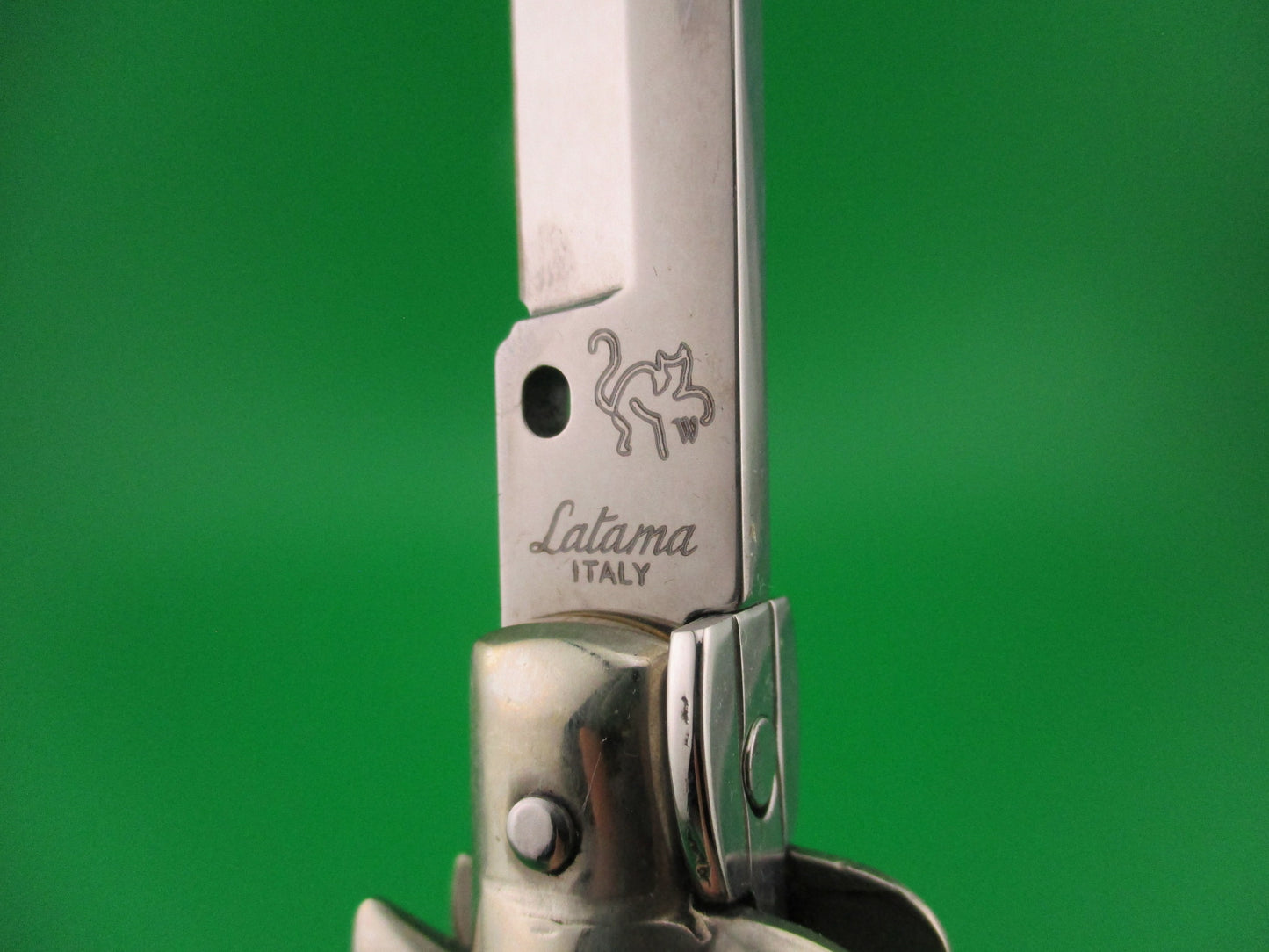 Walts LATAMA Cat 28cm Italian Stiletto Bayonet Blade Brazilian horn automatic knife 5mm