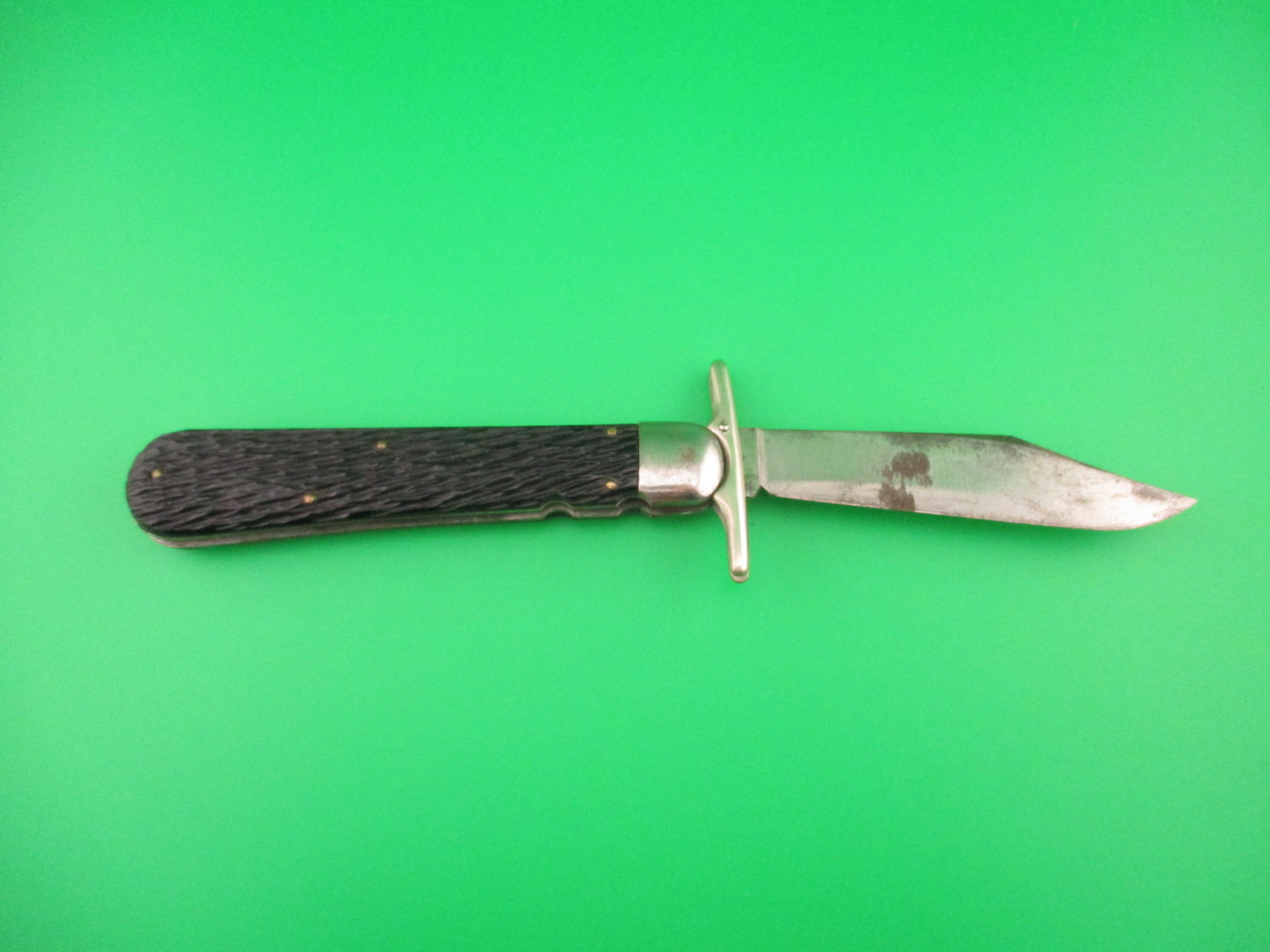 z Schrade Walden 153 Hunters Pride Folding guard switchblade knife with etch