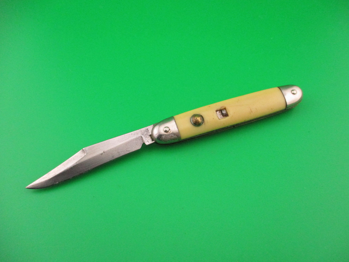 Colonial SHUR-SNAP Cigar Jack Cream Saber clip blade automatic knife