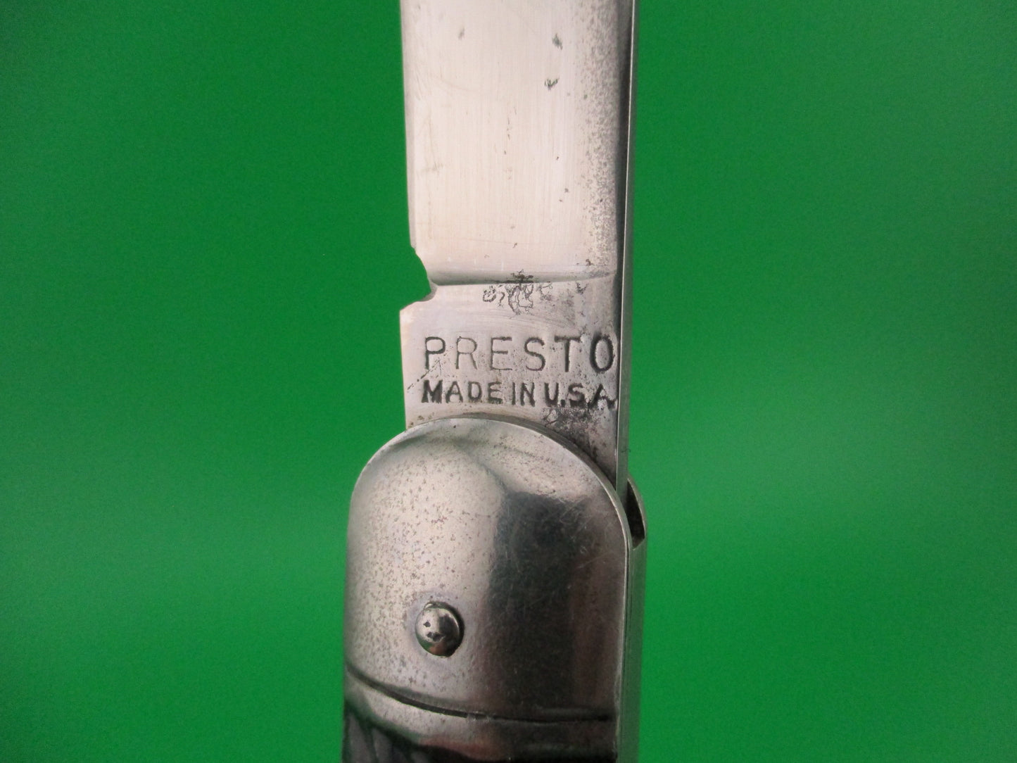Presto MADE IN USA Vintage Paratrooper style Hunter Metal switchblade w lanyard