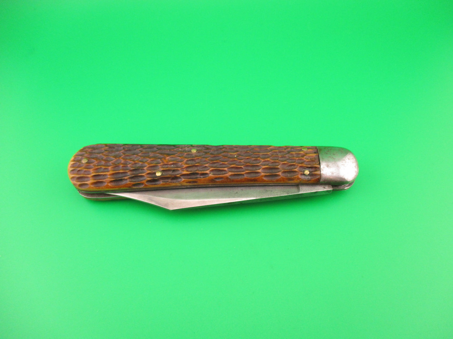 SCHRADE CUT CO Hunter 1543 3/4 Jigged Bone switchblade knife