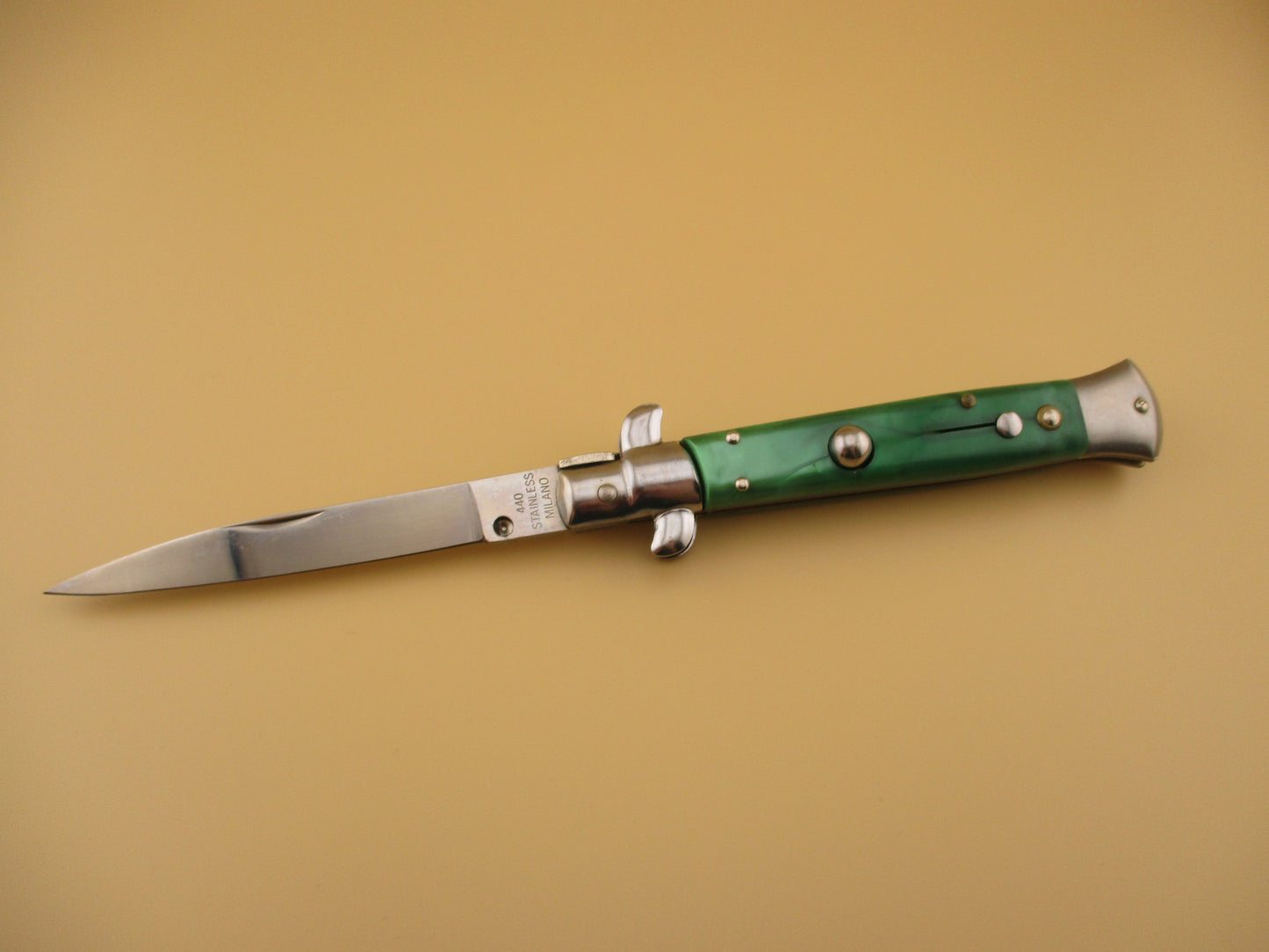 440 STAINLESS MILANO 22cm Italian Stiletto Green pearlex automatic knife