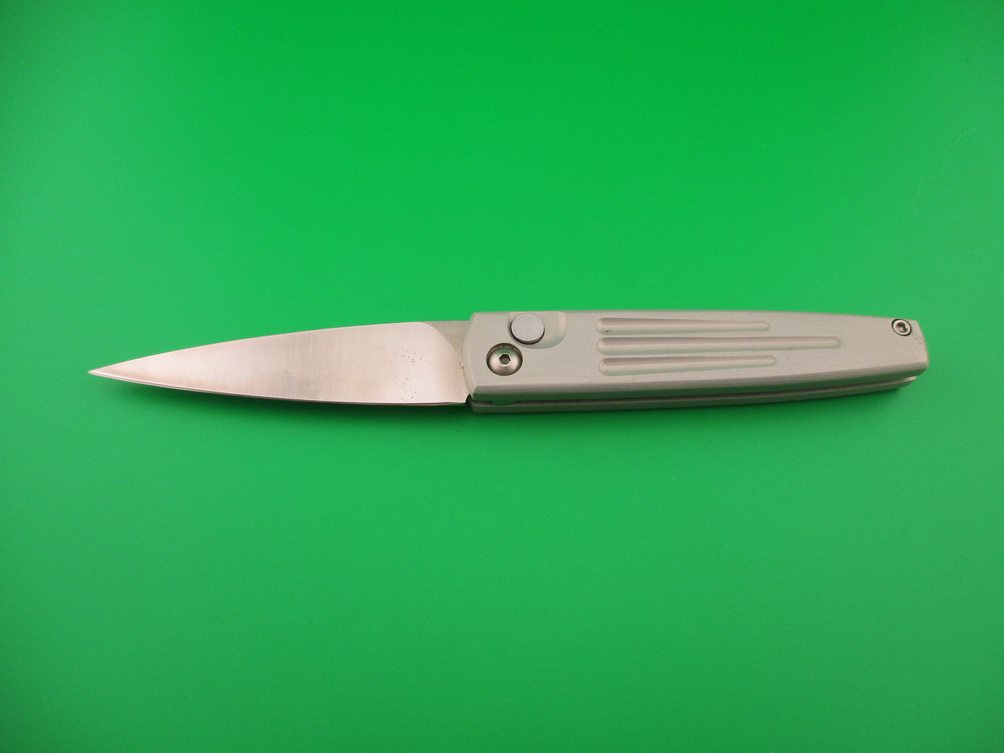 Sterile Benchmade Spike clone 20cm Aluminum Coil Spring automatic knife
