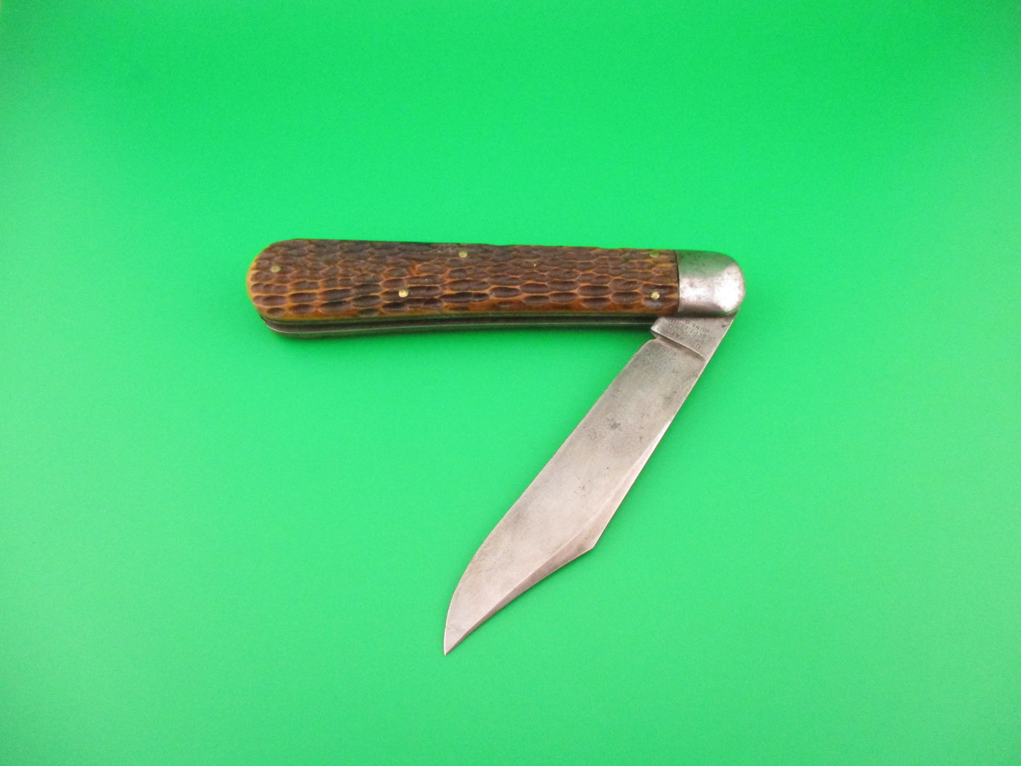 SCHRADE CUT CO Hunter 1543 3/4 Jigged Bone switchblade knife