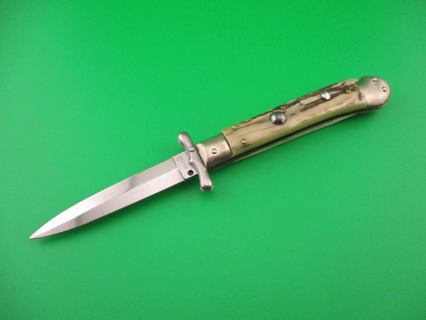 ROSTFREI MEDICI 19cm Italian Stag Swing guard dagger automatic knife