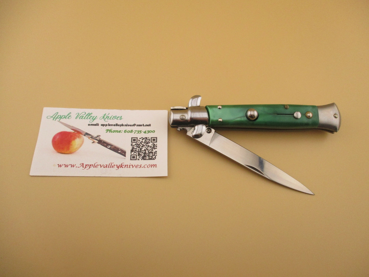 440 STAINLESS MILANO 22cm Italian Stiletto Green pearlex automatic knife
