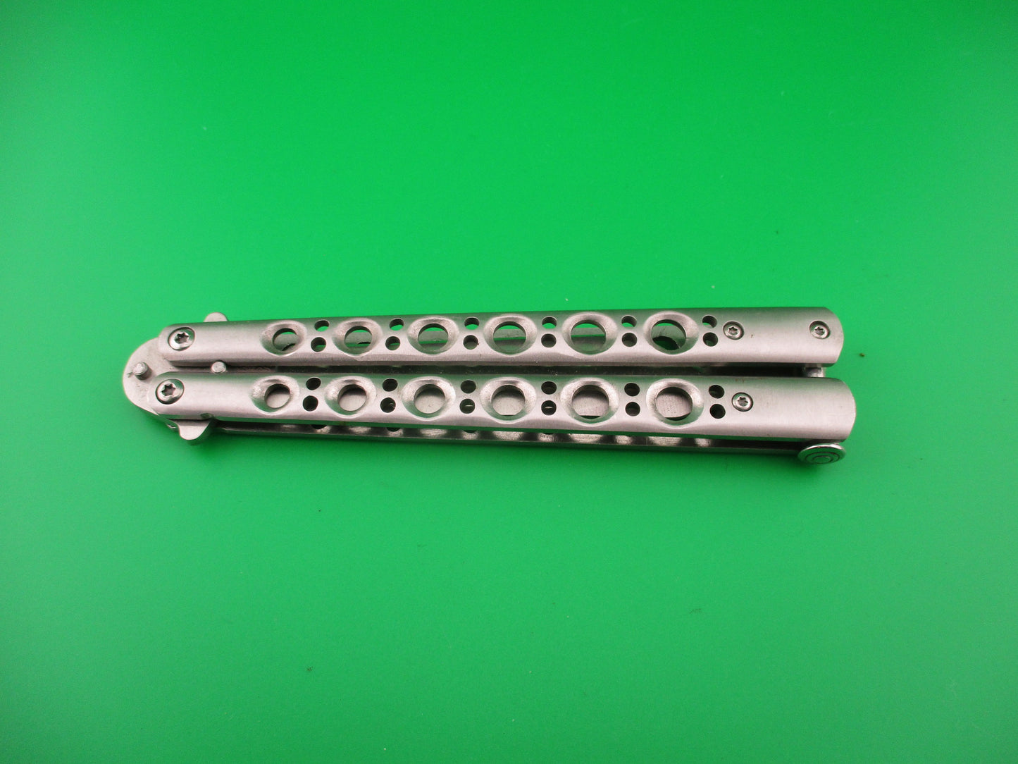 Benchmade style Balisong Butterfly Tanto blade knife copy?