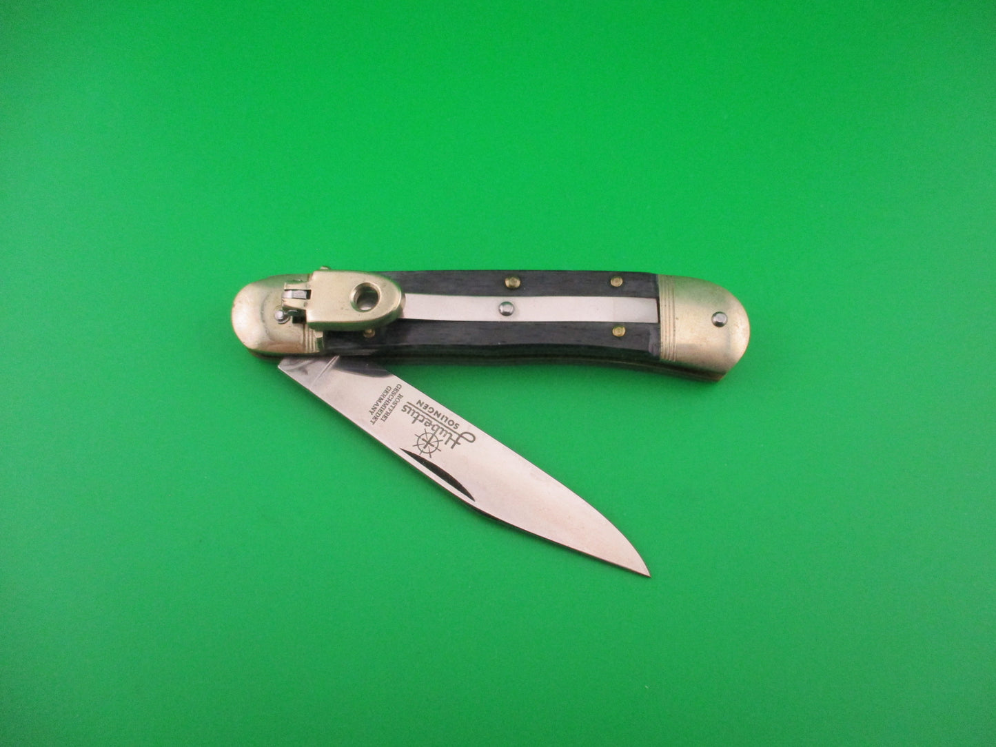 Hubertus SOLINGEN 10cm German Lever Smooth Gray bone automatic knife