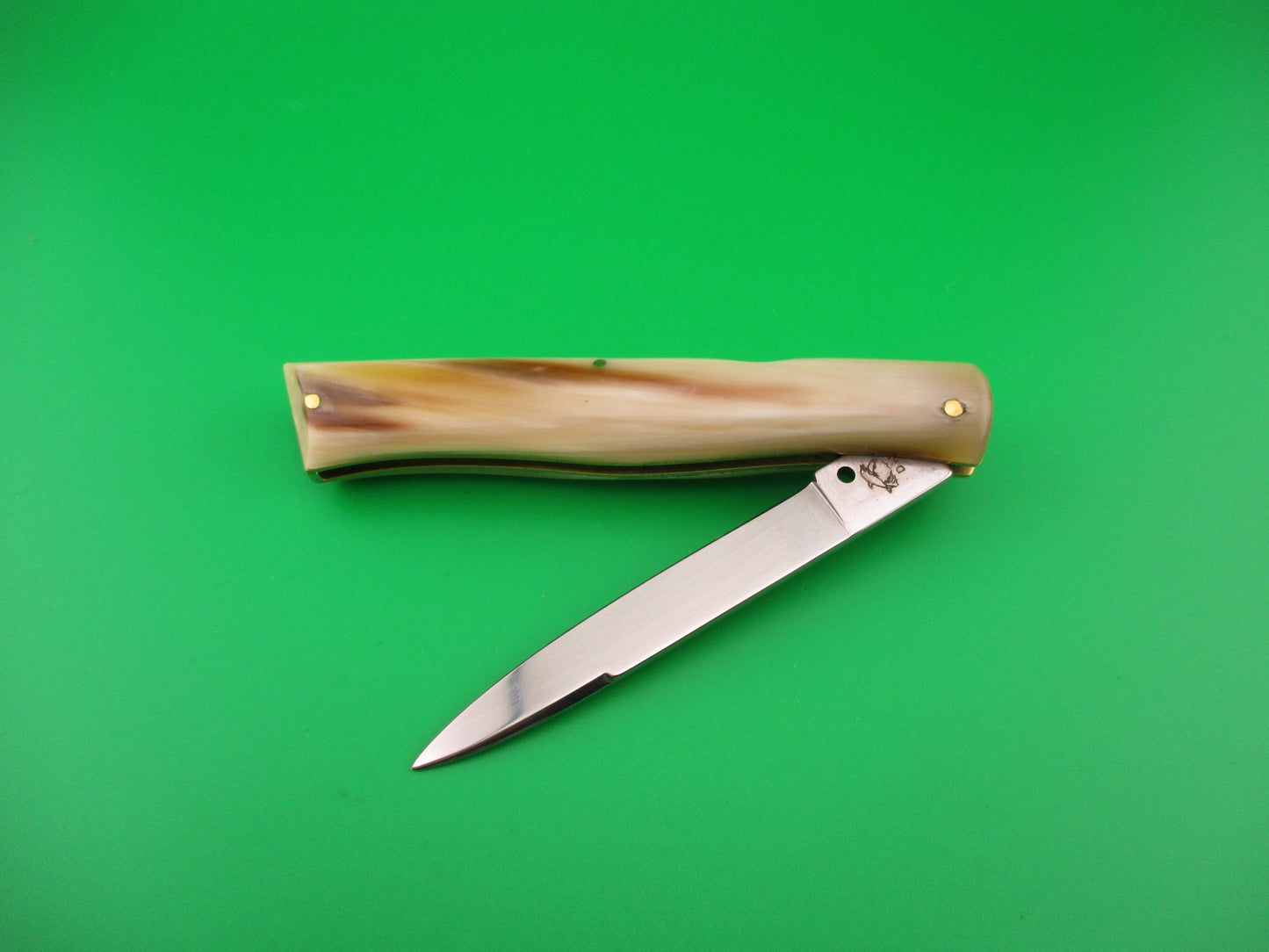 CEM MANIAGO 21cm Italian lockback Honey & Cream horn DM automatic knife