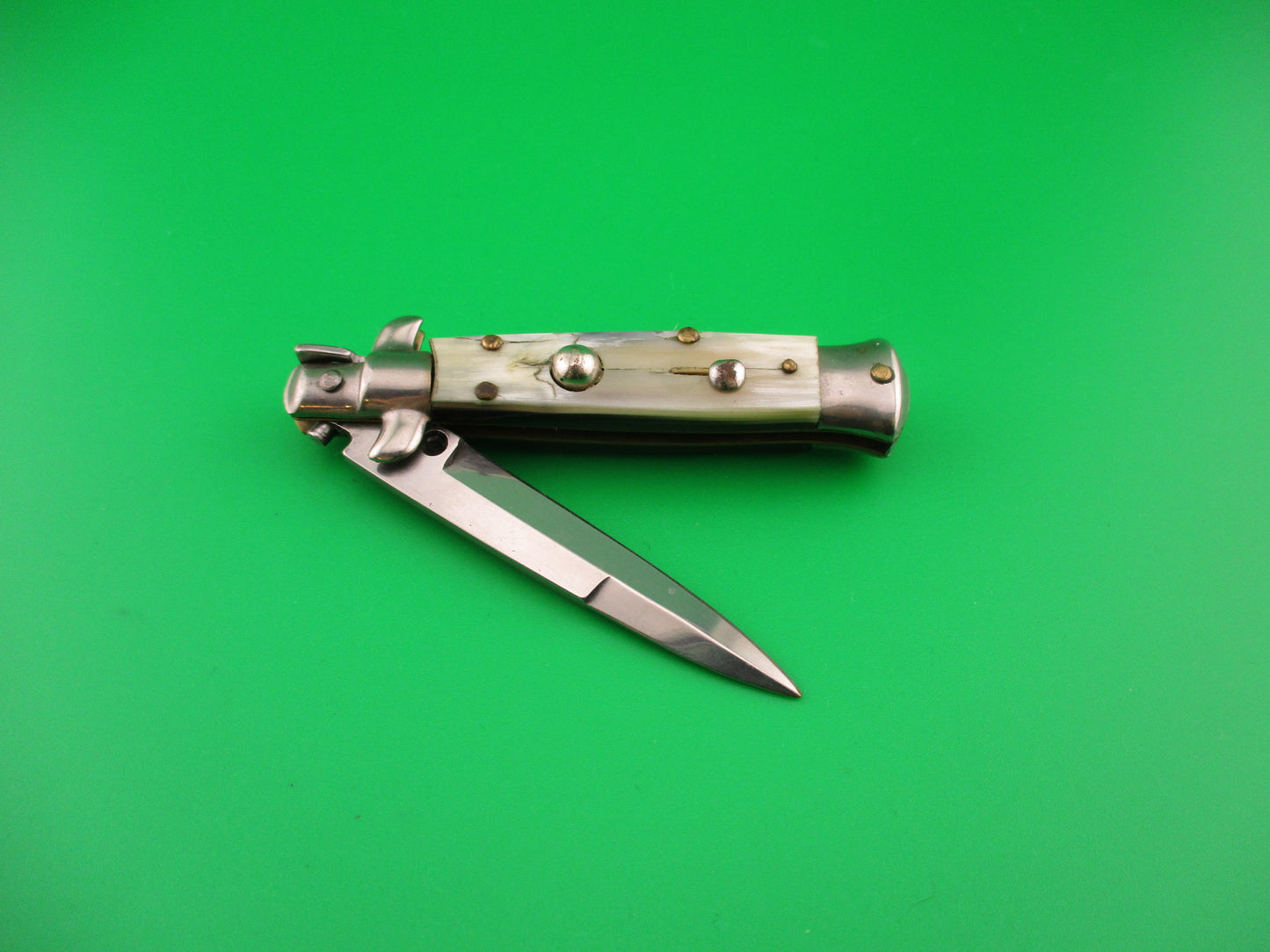 ROSTFREI 14cm Italian Swivel bolster Bayonet Horn automatic knife
