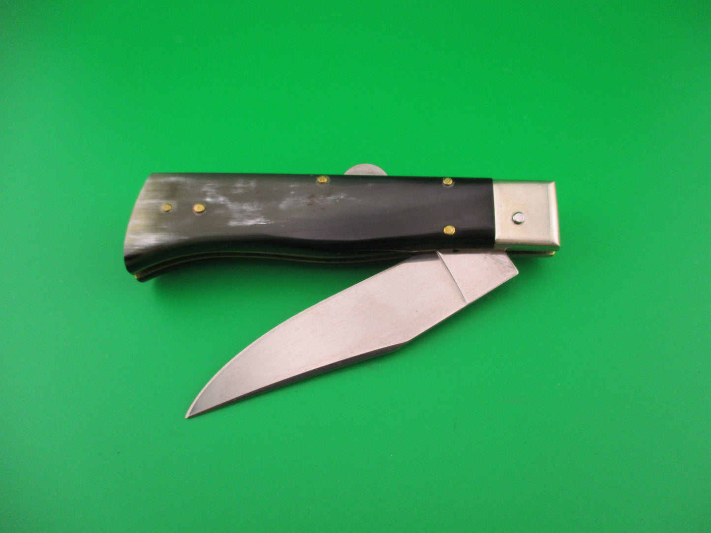DM Dolphin 20cm Italian Humpback Red Dot Hunter Brazilian horn automatic knife