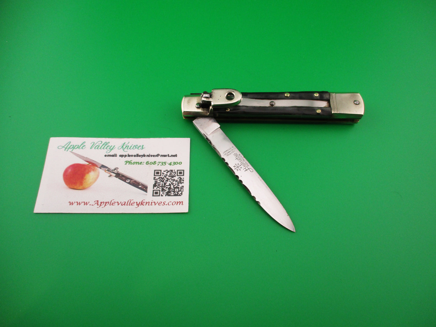 HUBERTUS SOLINGEN ROSTFREI 11cm West Germany Slimline Lever Horn automatic knife