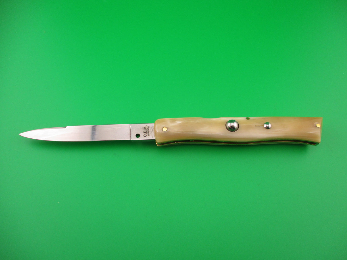 CEM MANIAGO 21cm Italian lockback Honey & Cream horn DM automatic knife