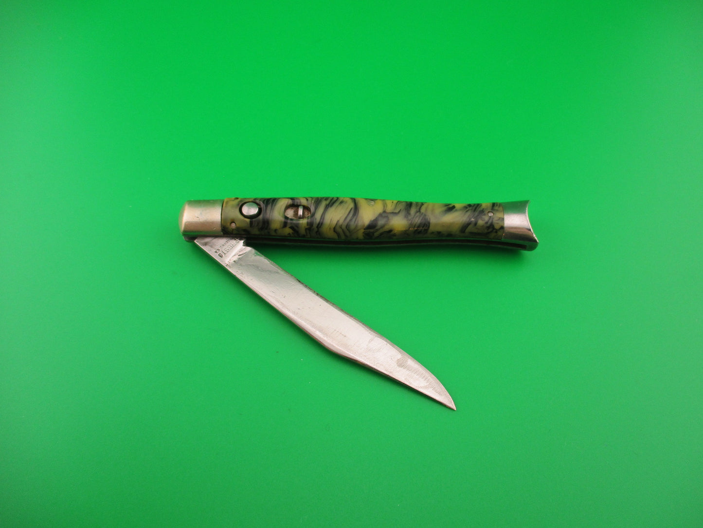 PRESTO Fishtail #4000 Coffee & Cream celluloid bolsters vintage automatic knife