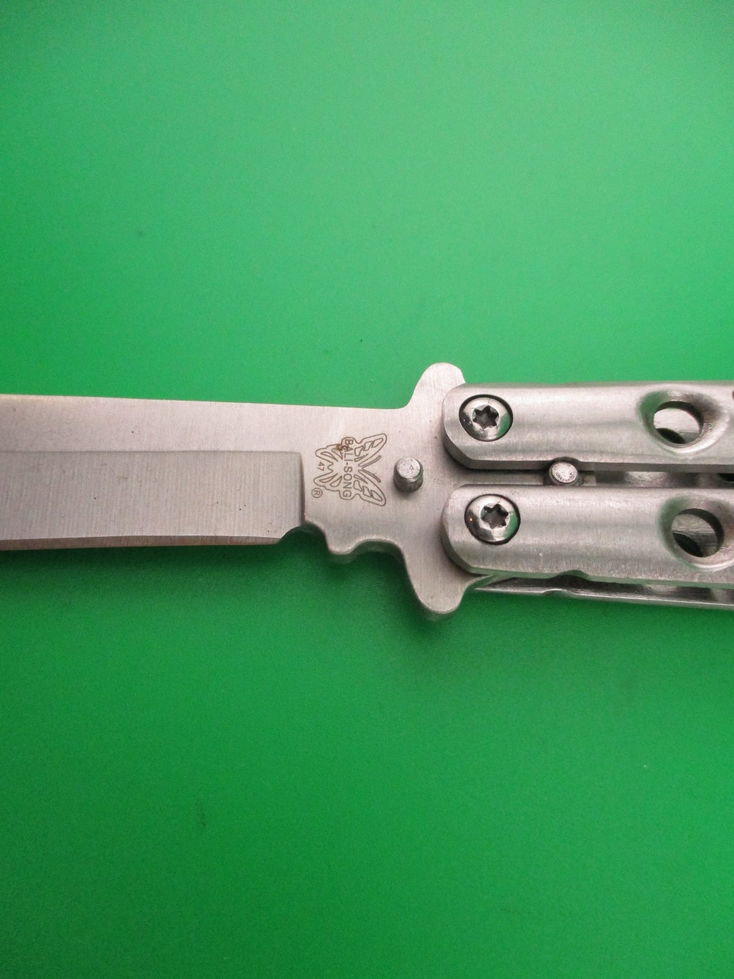 Benchmade style Balisong Butterfly Tanto blade knife copy?