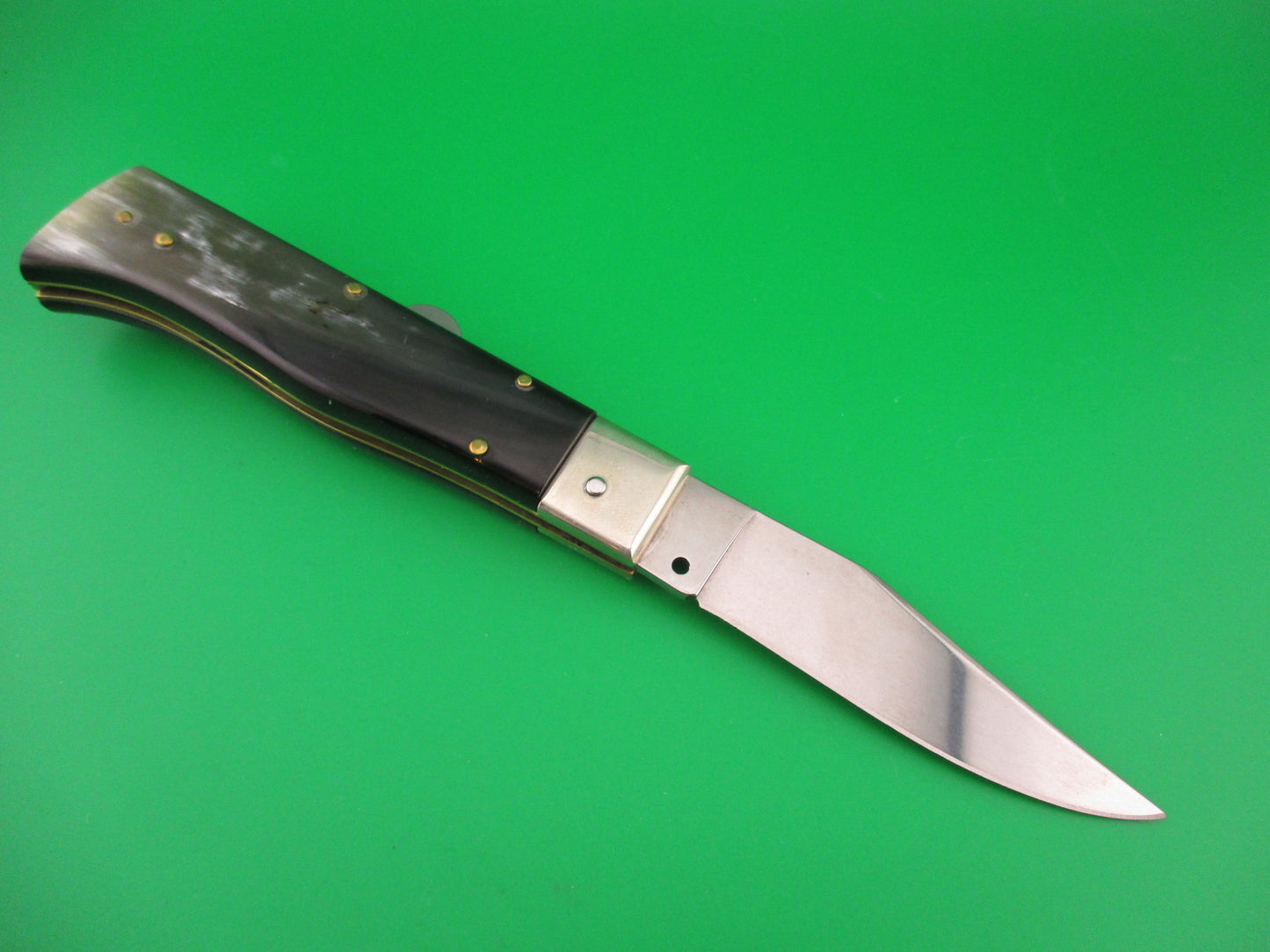 DM Dolphin 20cm Italian Humpback Red Dot Hunter Brazilian horn automatic knife