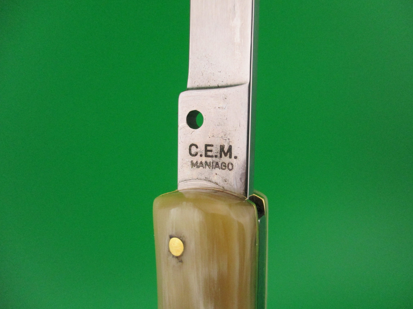 CEM MANIAGO 21cm Italian lockback Honey & Cream horn DM automatic knife