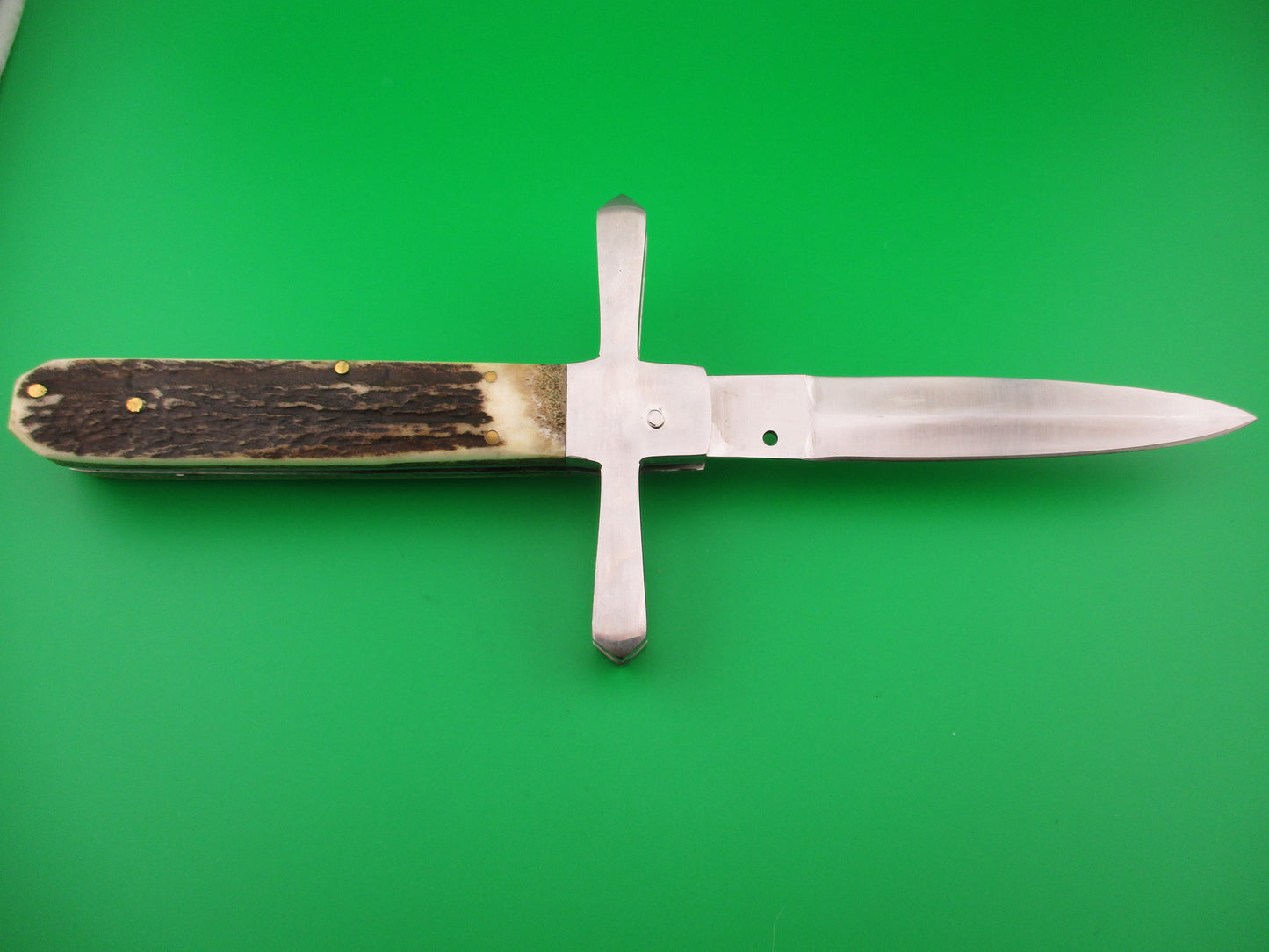 Custom Cross Guard 26cm Hand made Dagger Stag Oval button automatic knife