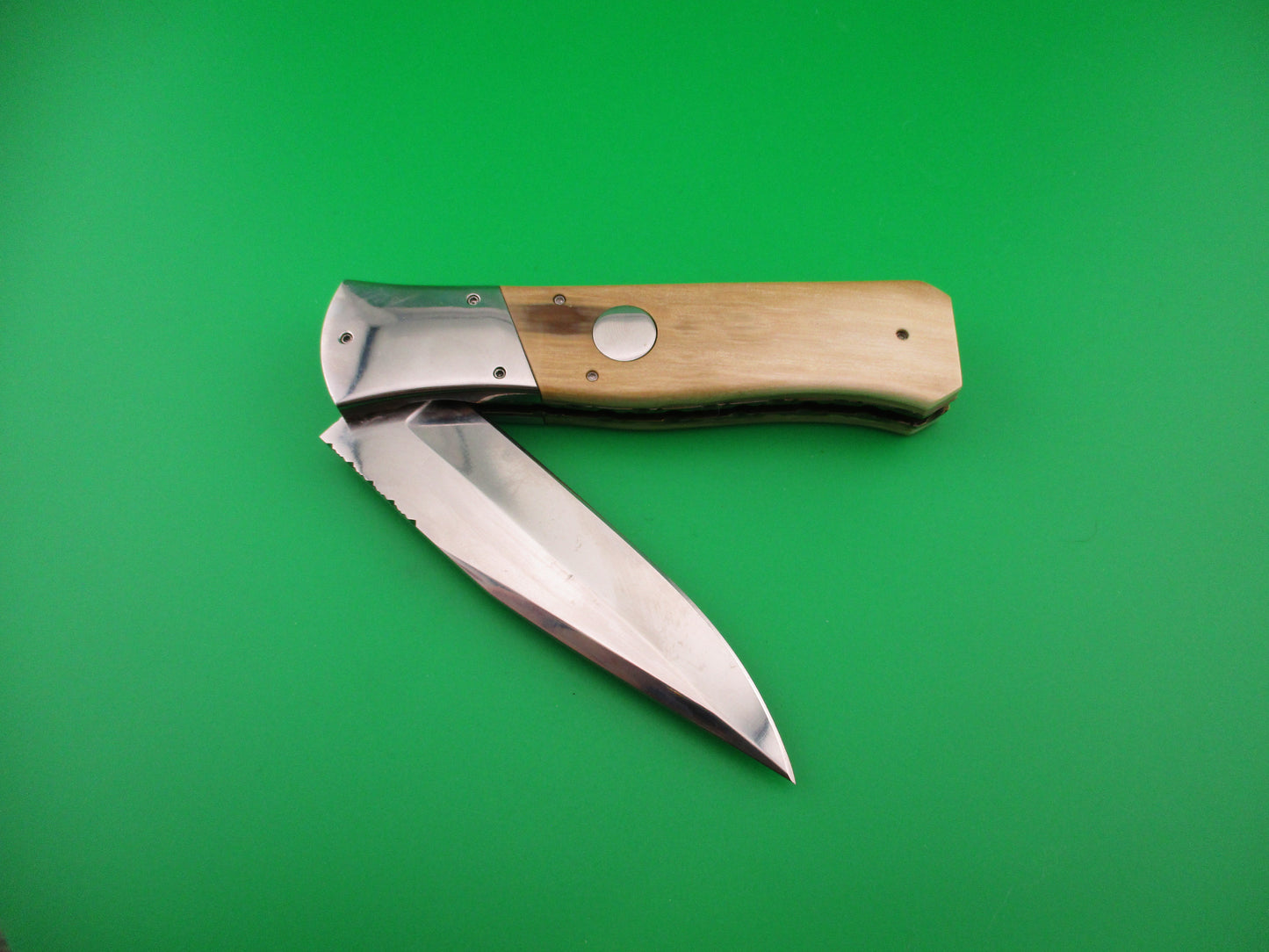 Custom 23cm Round flush button Saber clip blade Horn w filework automatic knife #2