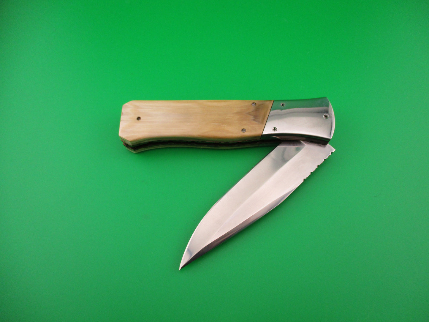 Custom 23cm Round flush button Saber clip blade Horn w filework automatic knife #2