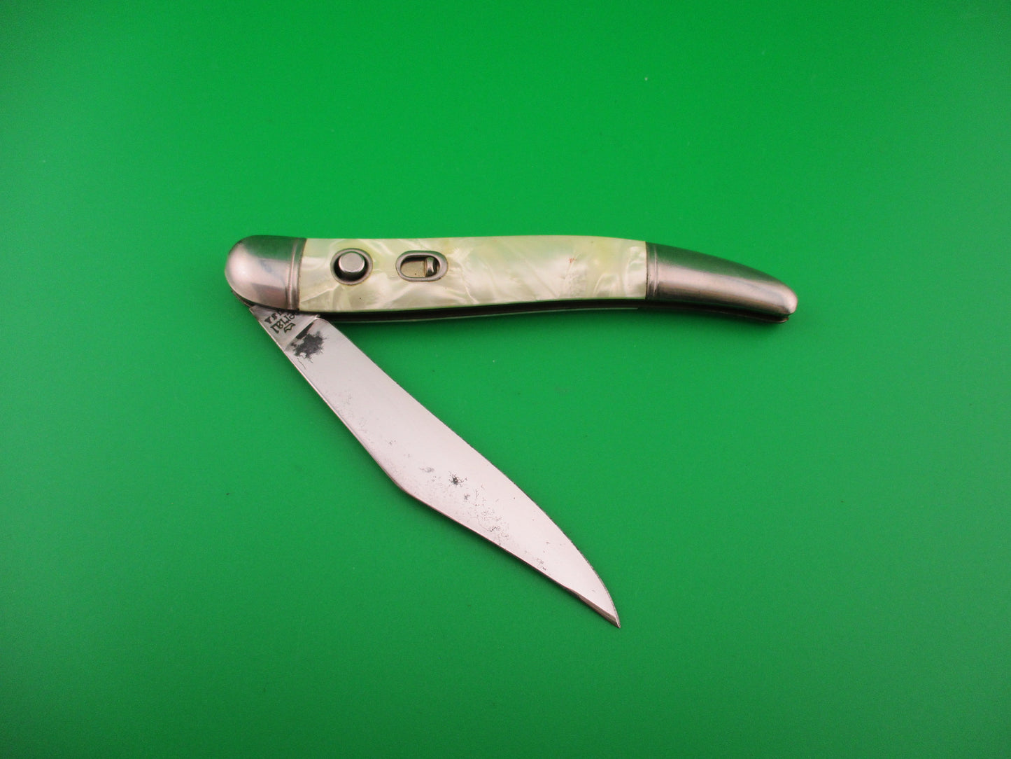 IMPERIAL Toothpick Cracked Ice Vintage switchblade knife JM90PBC