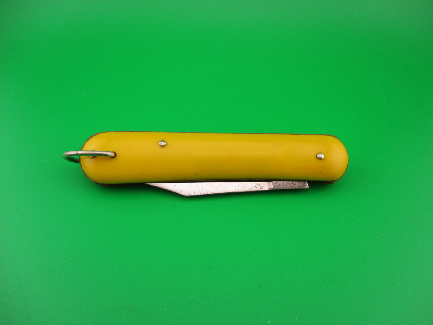 Edgemaster Fatjack Yellow #102 vintage 1940s switchblade knife made USA
