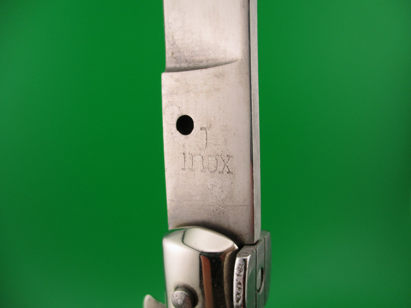 J INOX 33cm Italian Stiletto Snakes & Skull Black Scrimshaw vintage automatic knife