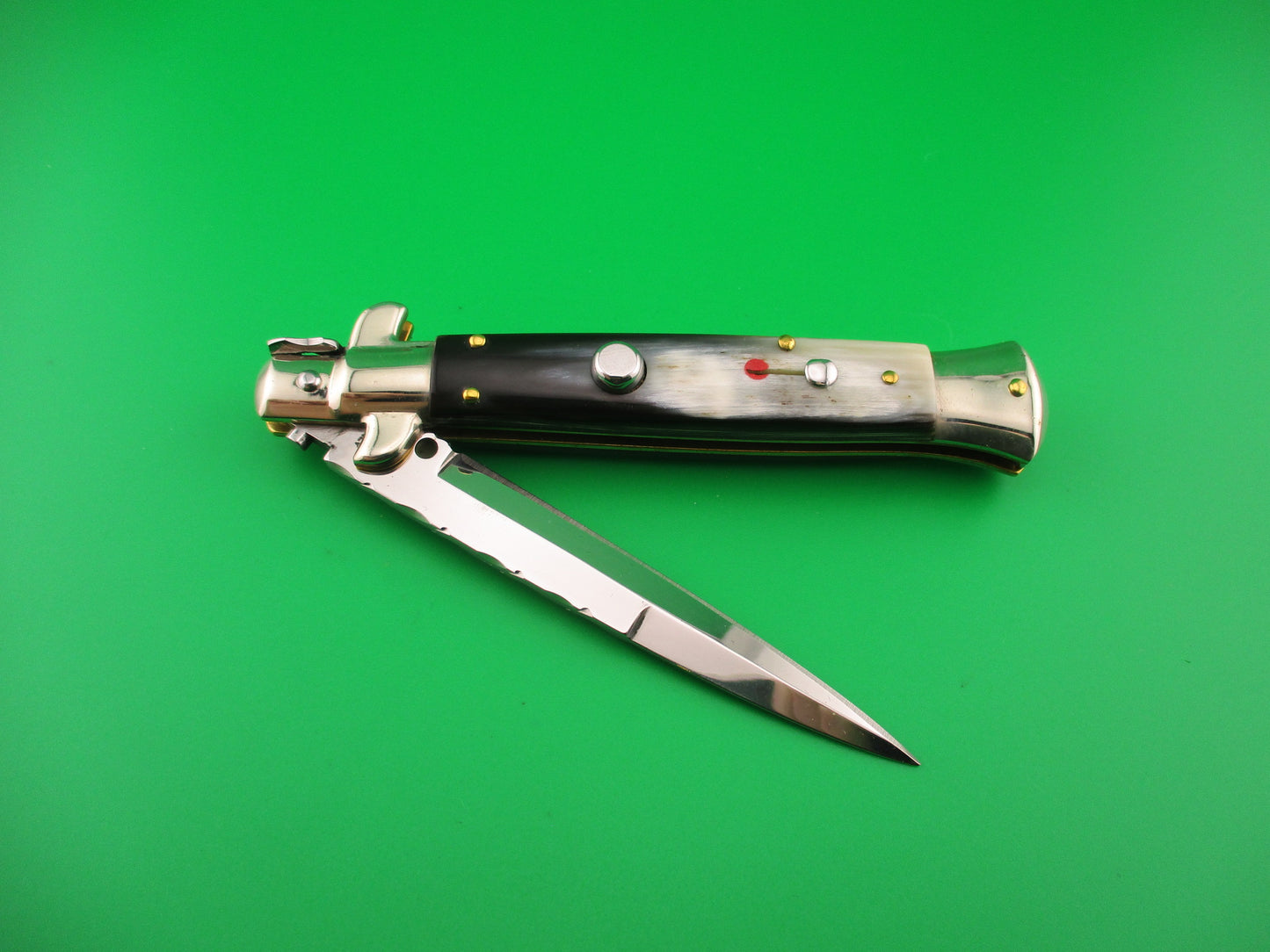 Walt's Latama ITALY 22cm Italian Flat guard Picklock Brazilian horn automatic knife