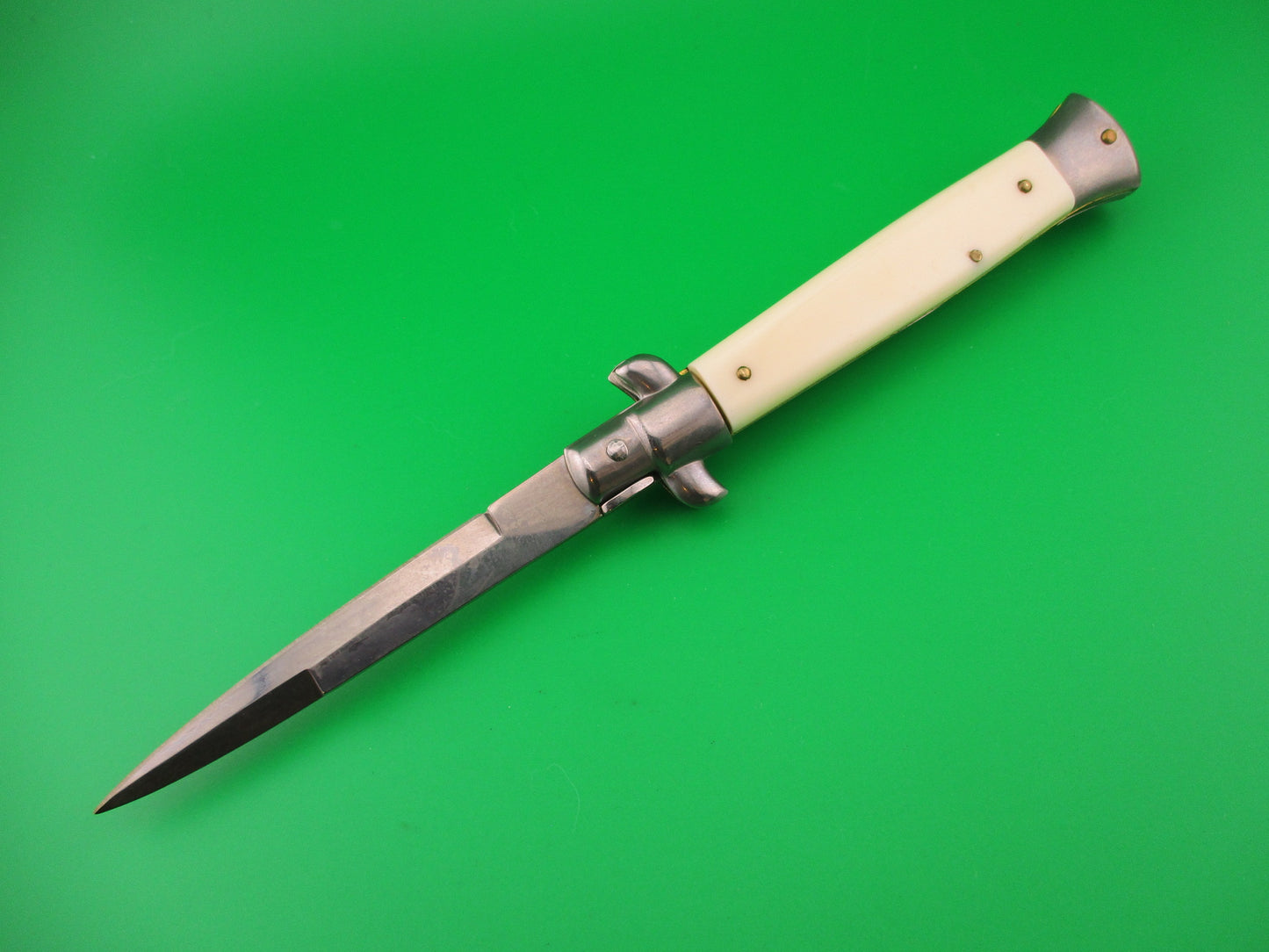FRANK B ITALY 23cm Italian Swivel bolster white camel bone automatic knife