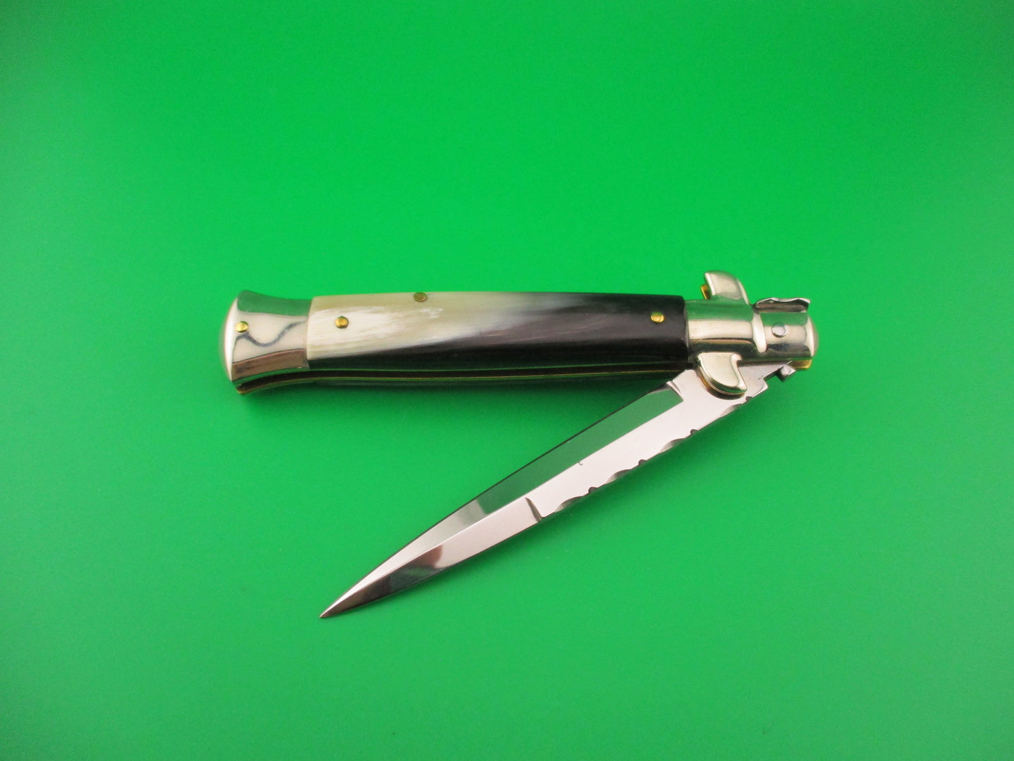 Walt's Latama ITALY 22cm Italian Flat guard Picklock Brazilian horn automatic knife
