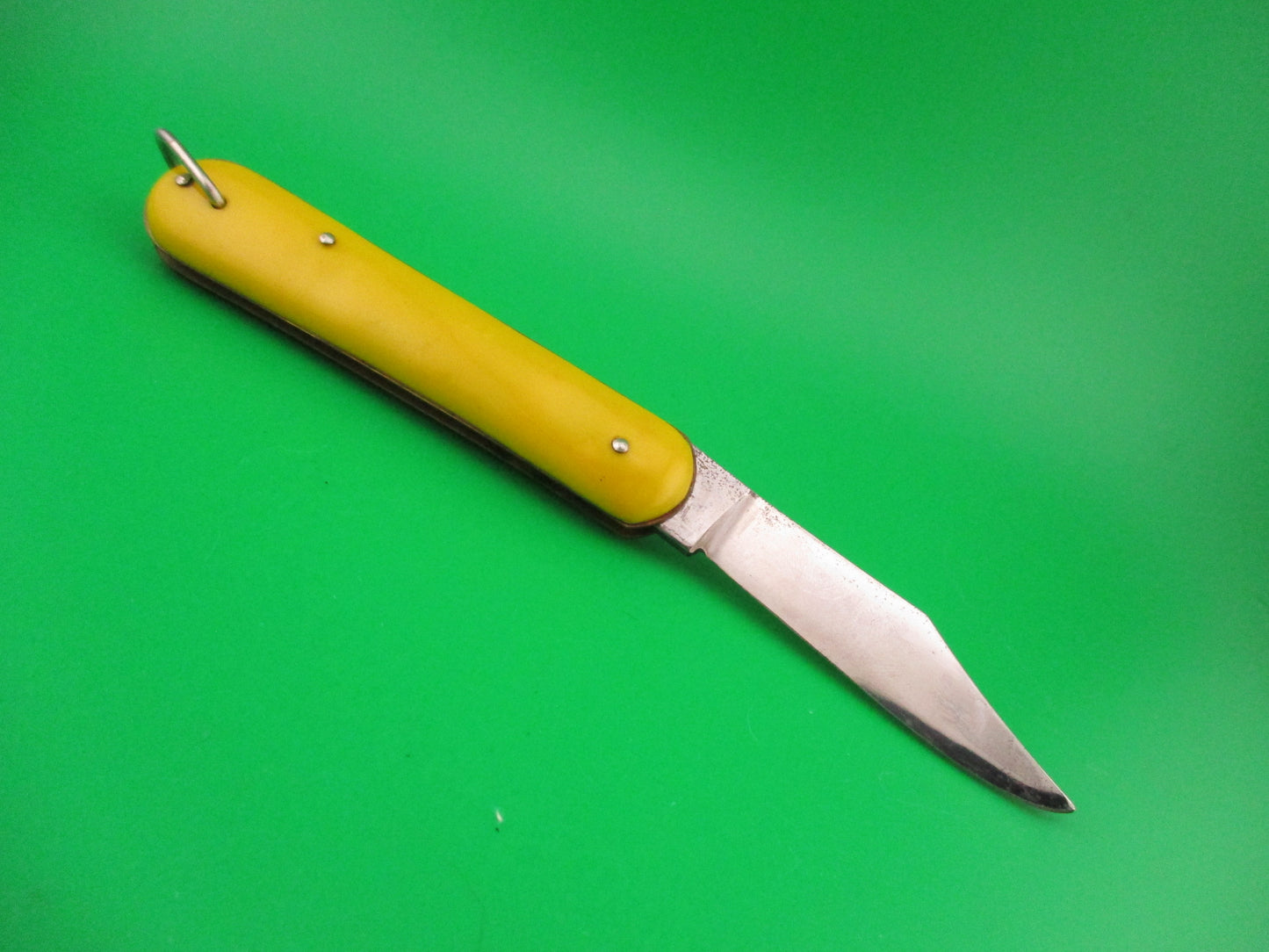 Edgemaster Fatjack Yellow #102 vintage 1940s switchblade knife made USA