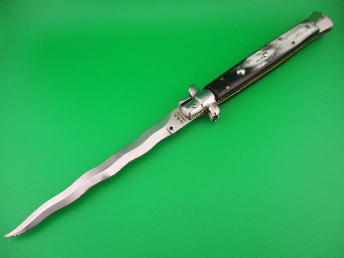 OSK MADE IN ITALY 33cm Italian KRIS swivel bolster Brazilian horn switchblade knife