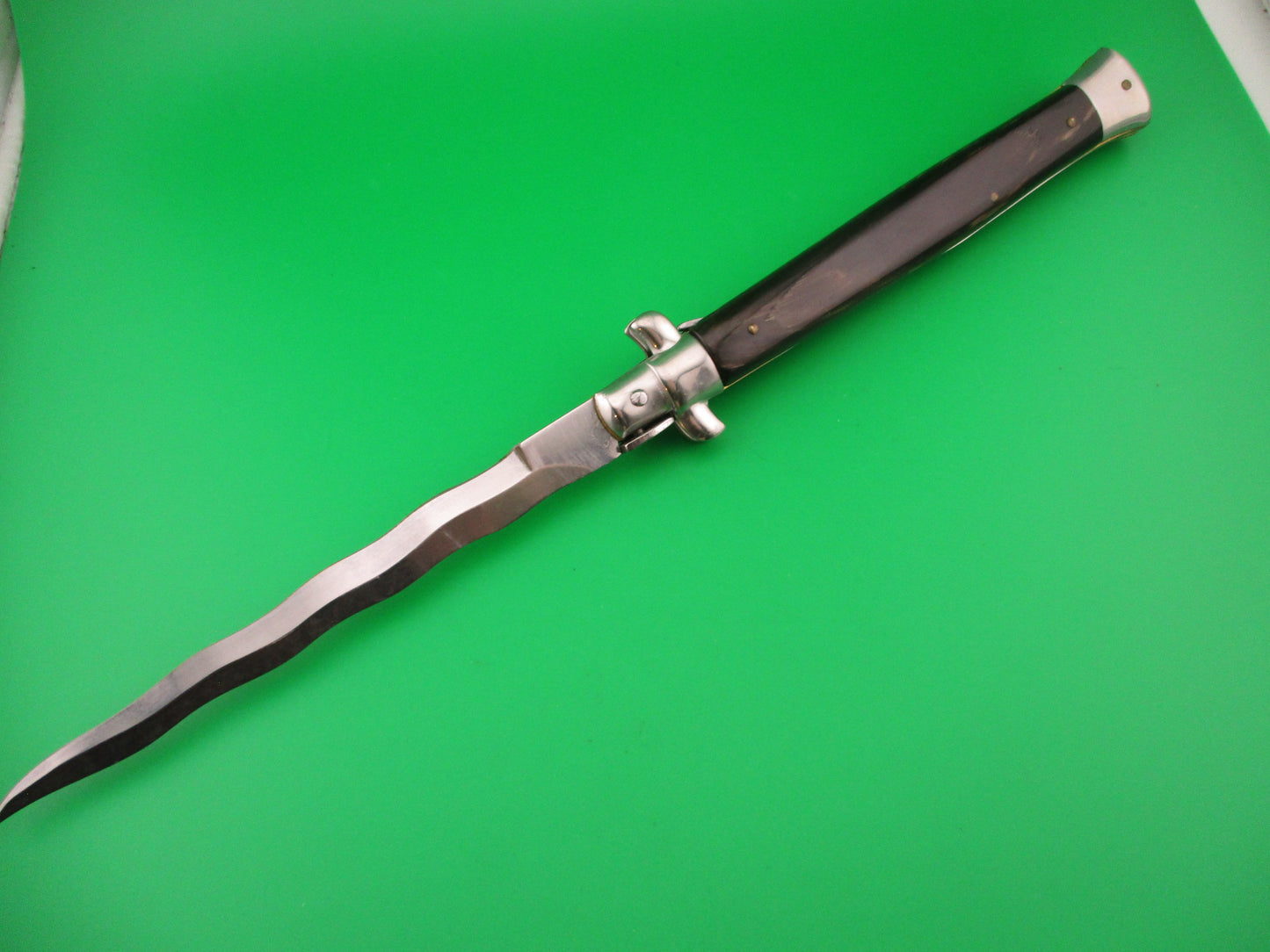 B Rostfrei Stiletto Siciliano 33cm Italian Kris Swivel bolster vintage automatic knife