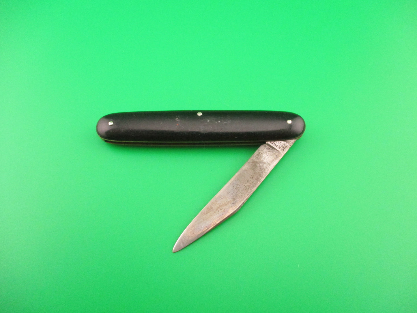 Schrade Cut Co 1404B Single Jack Black Celluloid switchblade knife