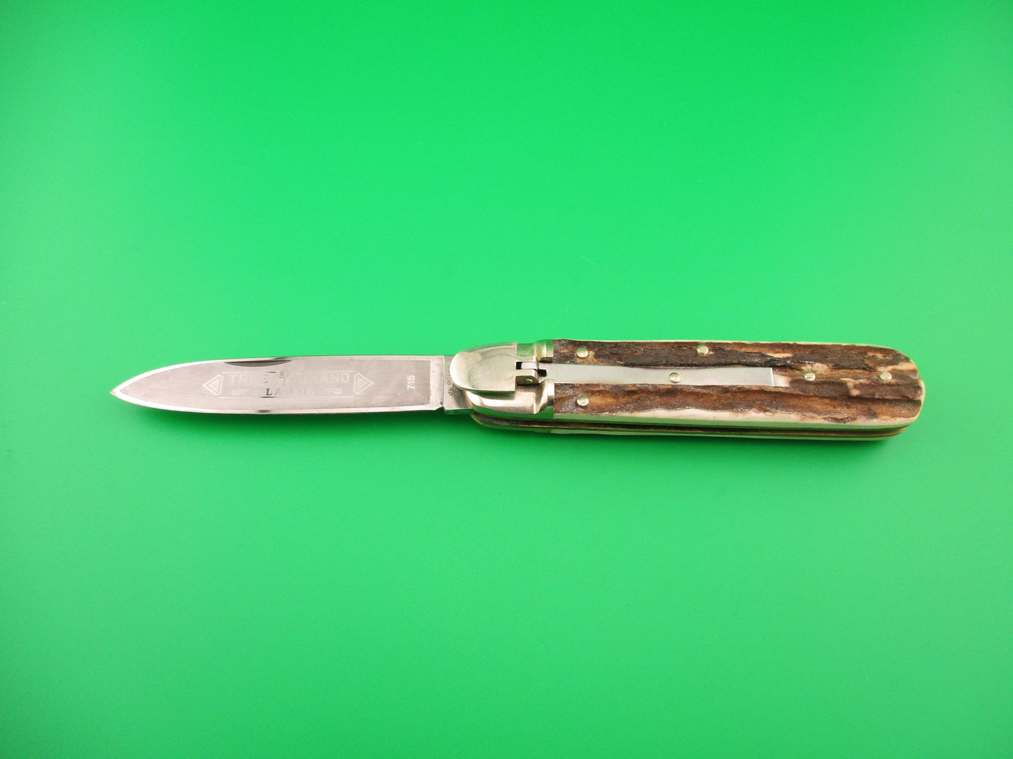 z BOKER TREE BRAND 715 German Lever Stag Classic automatic knife