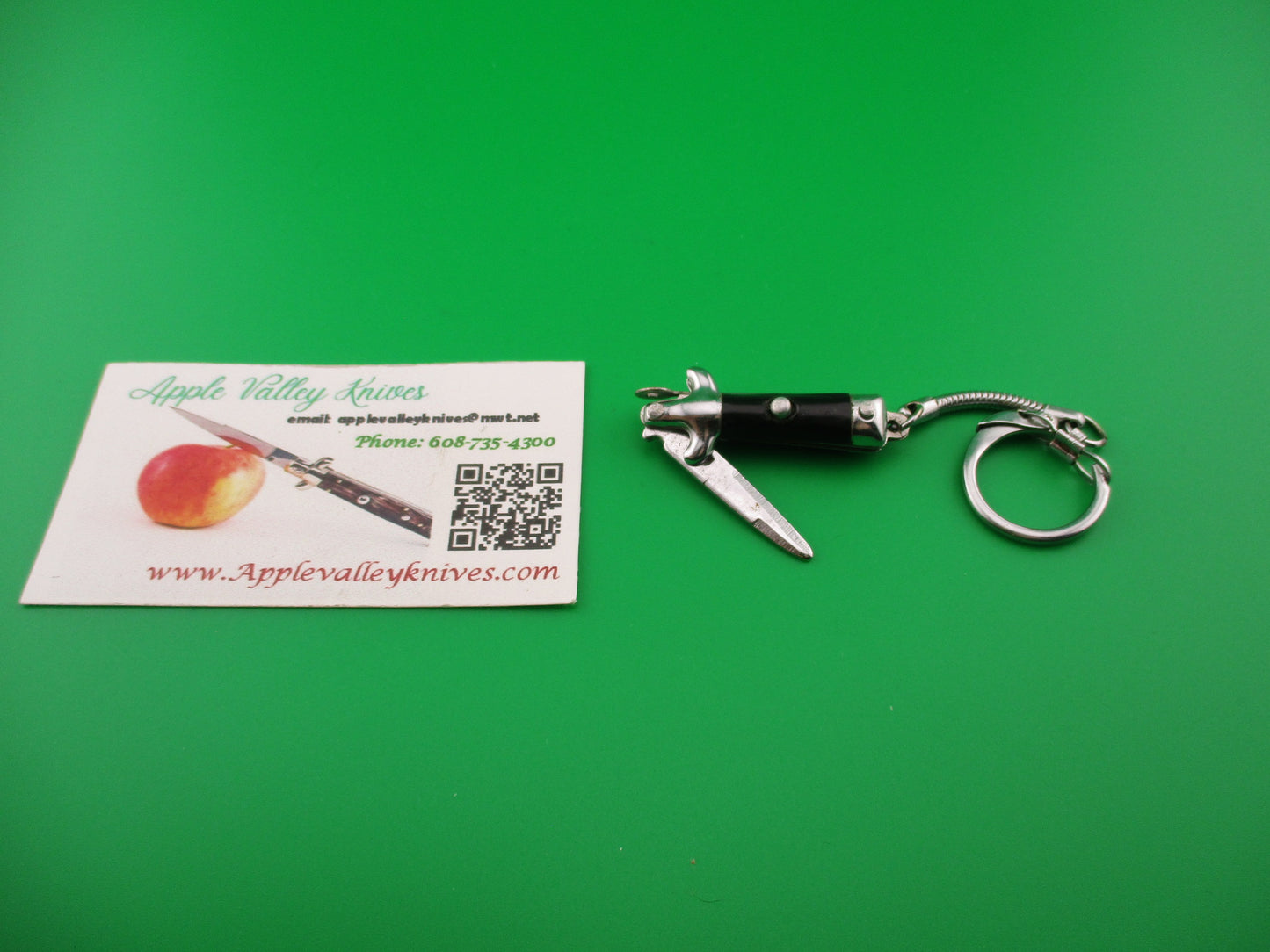 Bambi Keychain switchblade knife vintage plain black