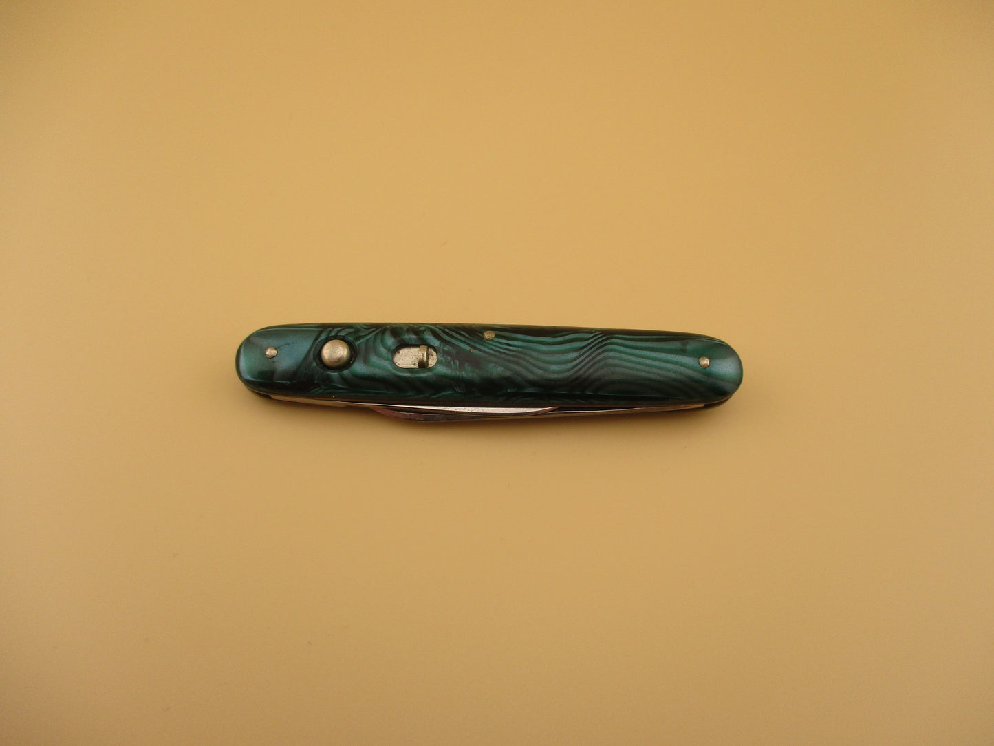 SCHRADE WALDEN Medium Double Green Pearl Advertising MINT automatic knife