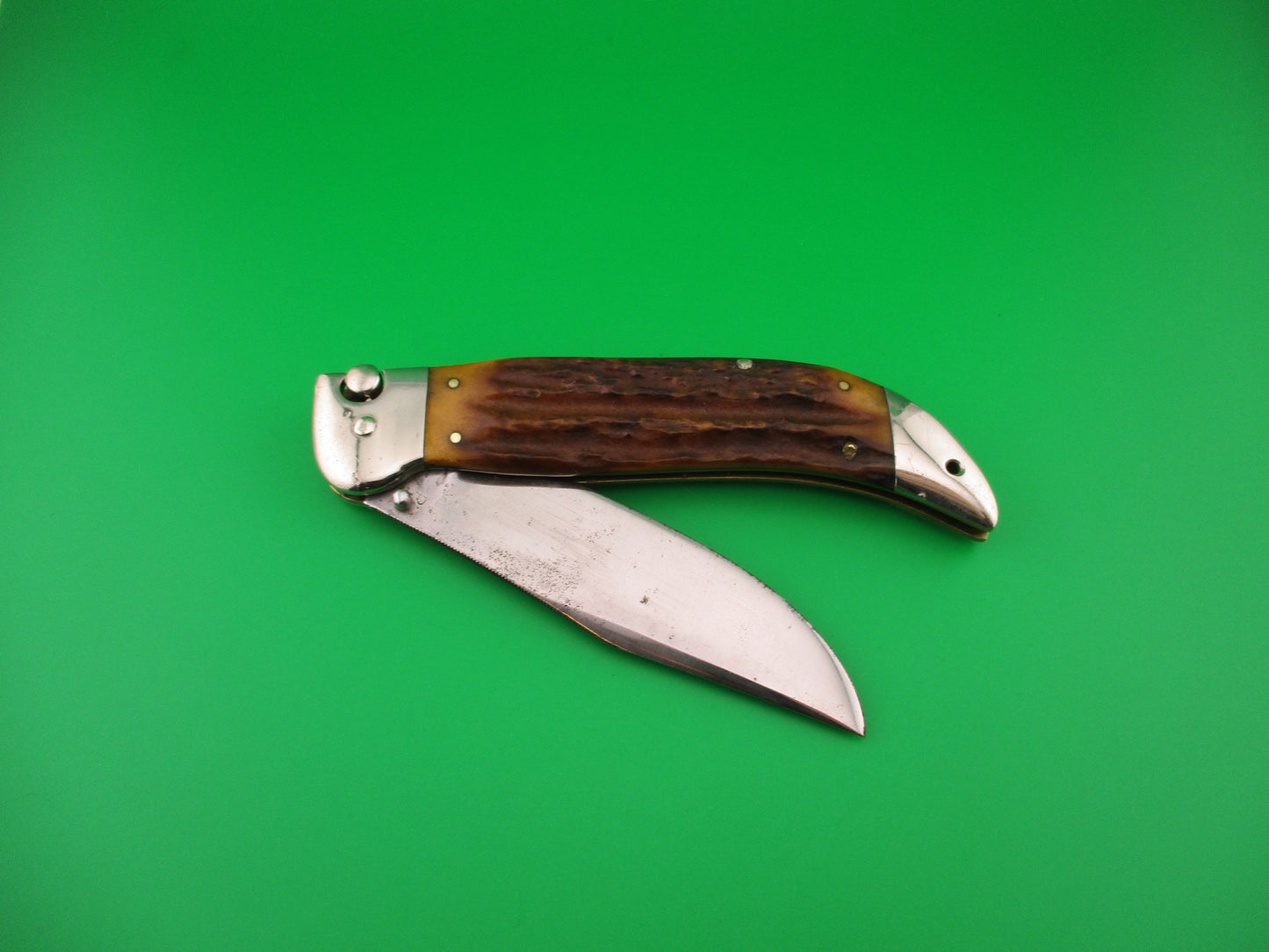 KABAR Large Grizzly Vintage Stag Automatic knife