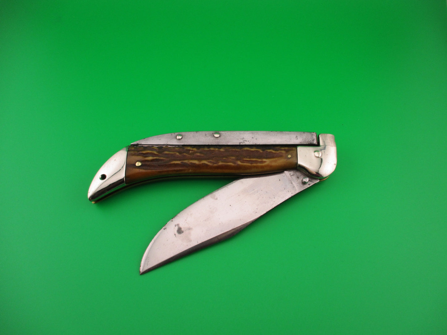 KABAR Large Grizzly Vintage Stag Automatic knife