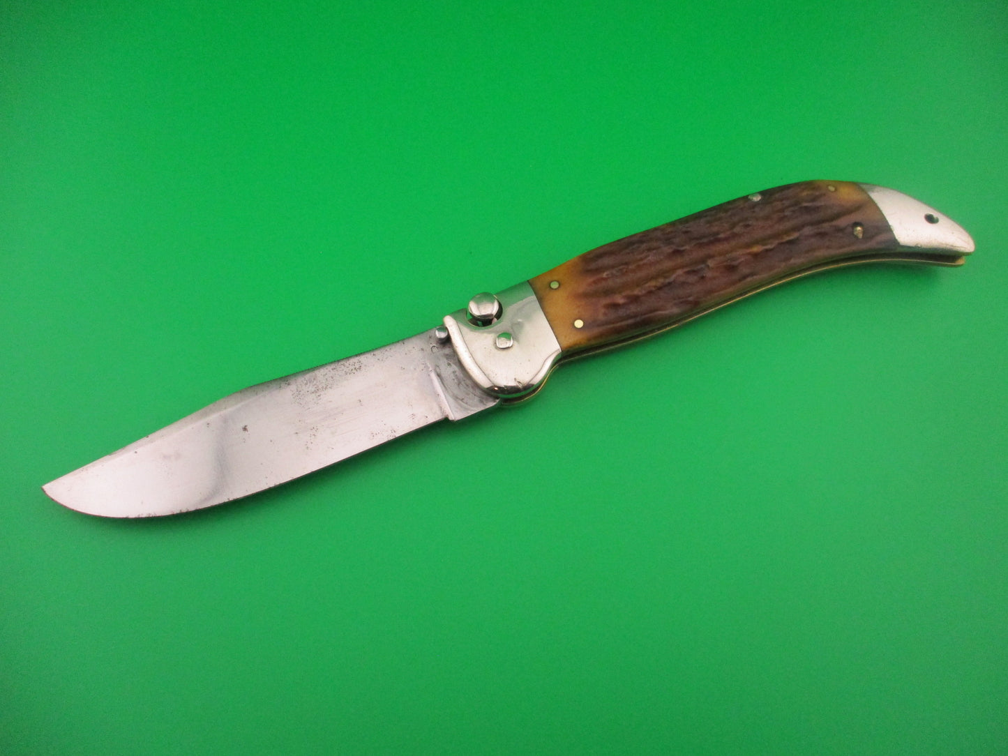 KABAR Large Grizzly Vintage Stag Automatic knife