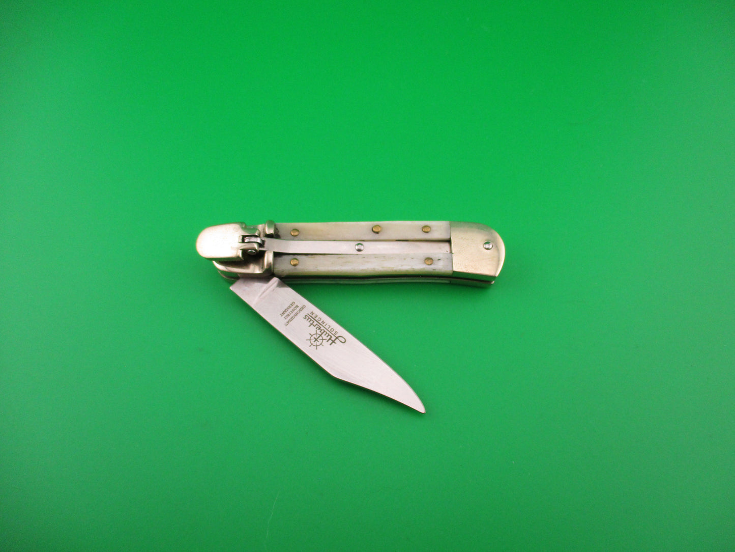 Hubertus SOLINGEN 8cm German Lever Smooth Bone automatic knife in box