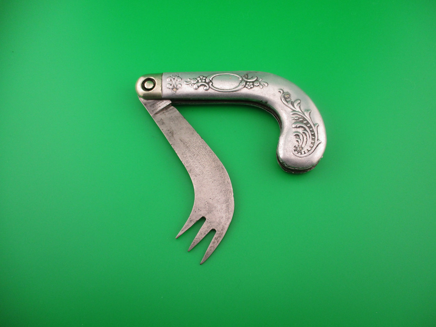 Press Button Knife Co One Arm Man antique switchblade knife Civil War ETCHED