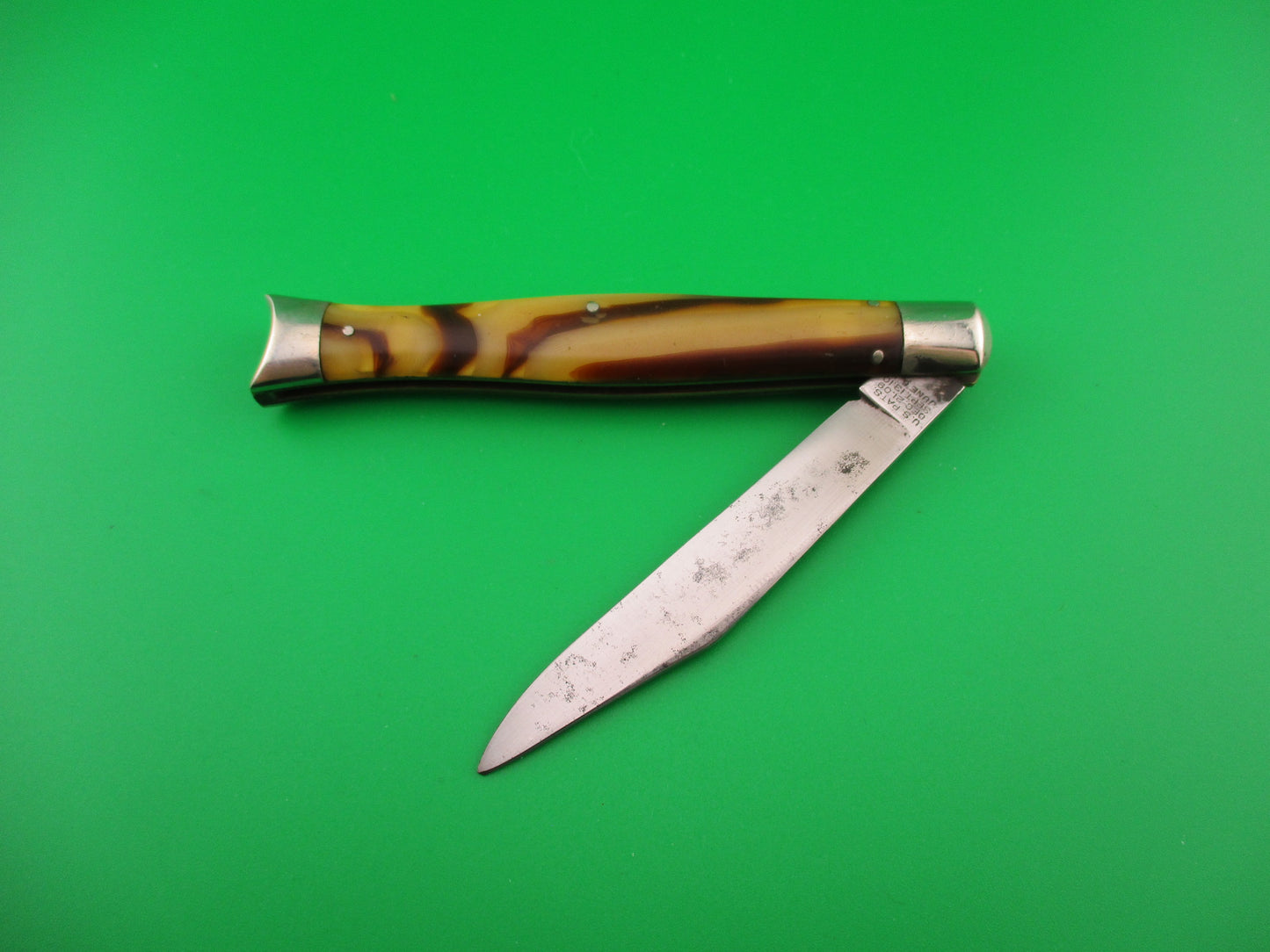 Schrade Cut Co Fishtail Butter & Molasses vintage switchblade knife