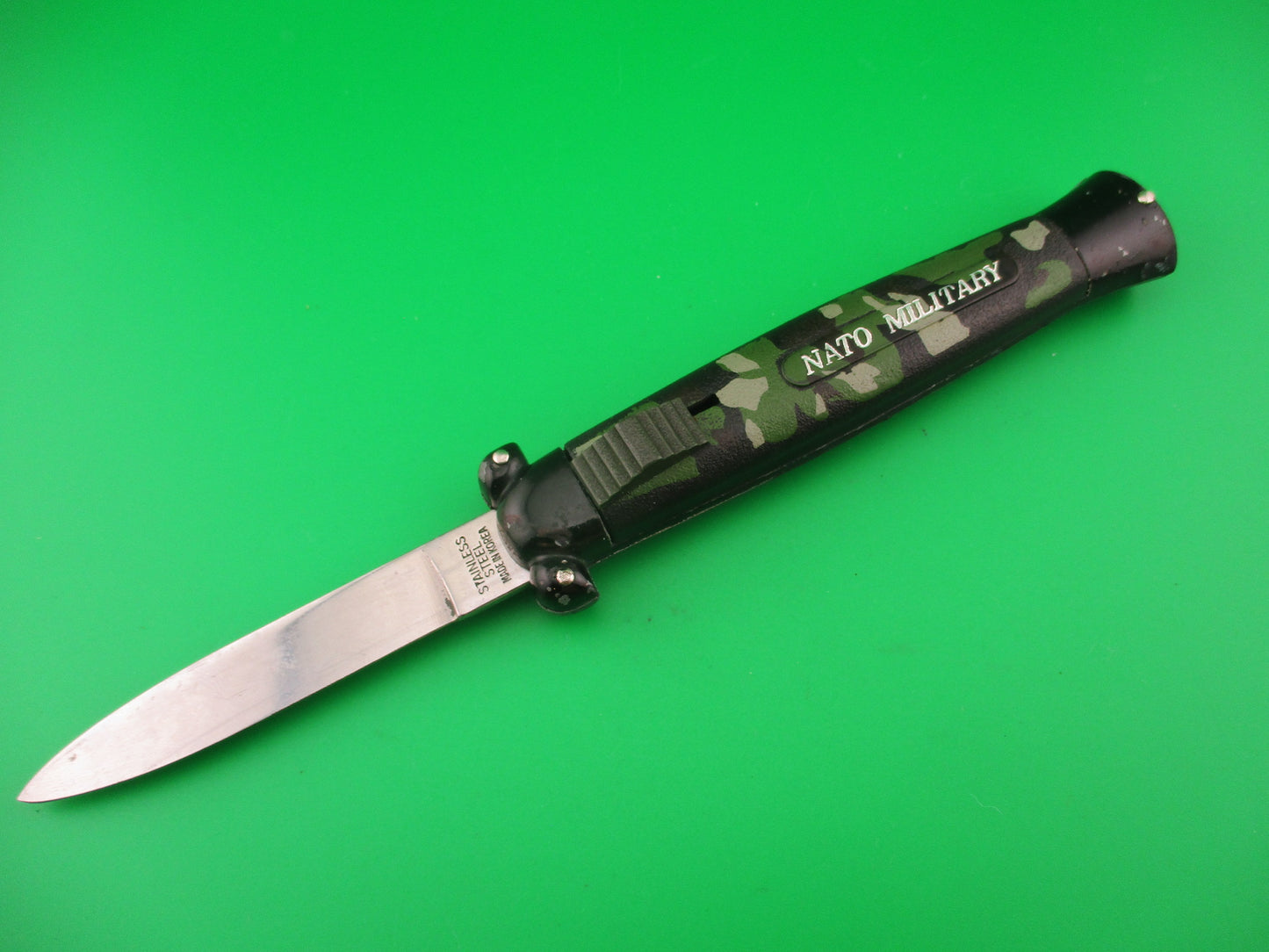 STAINLESS STEEL MADE IN KOREA 21cm NATO MILITARY OTF DA CAMO Black Bolster automatic knife