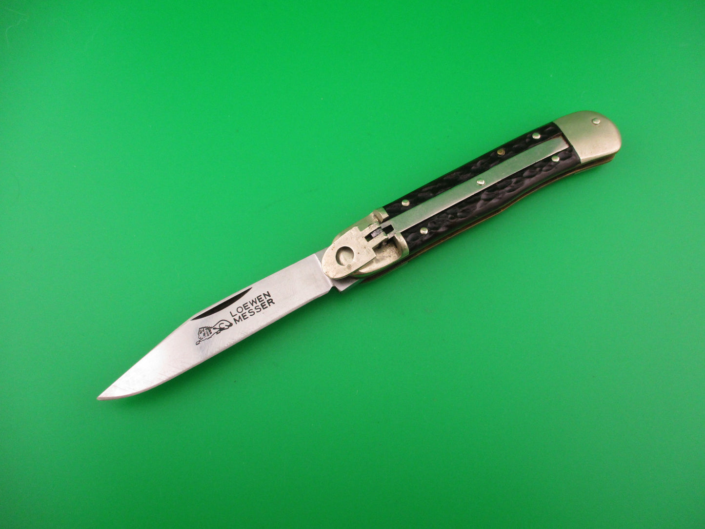 C.Lutters & CIE Solingen LOEWEN MESSER Lion 10cm German Lever switchblade