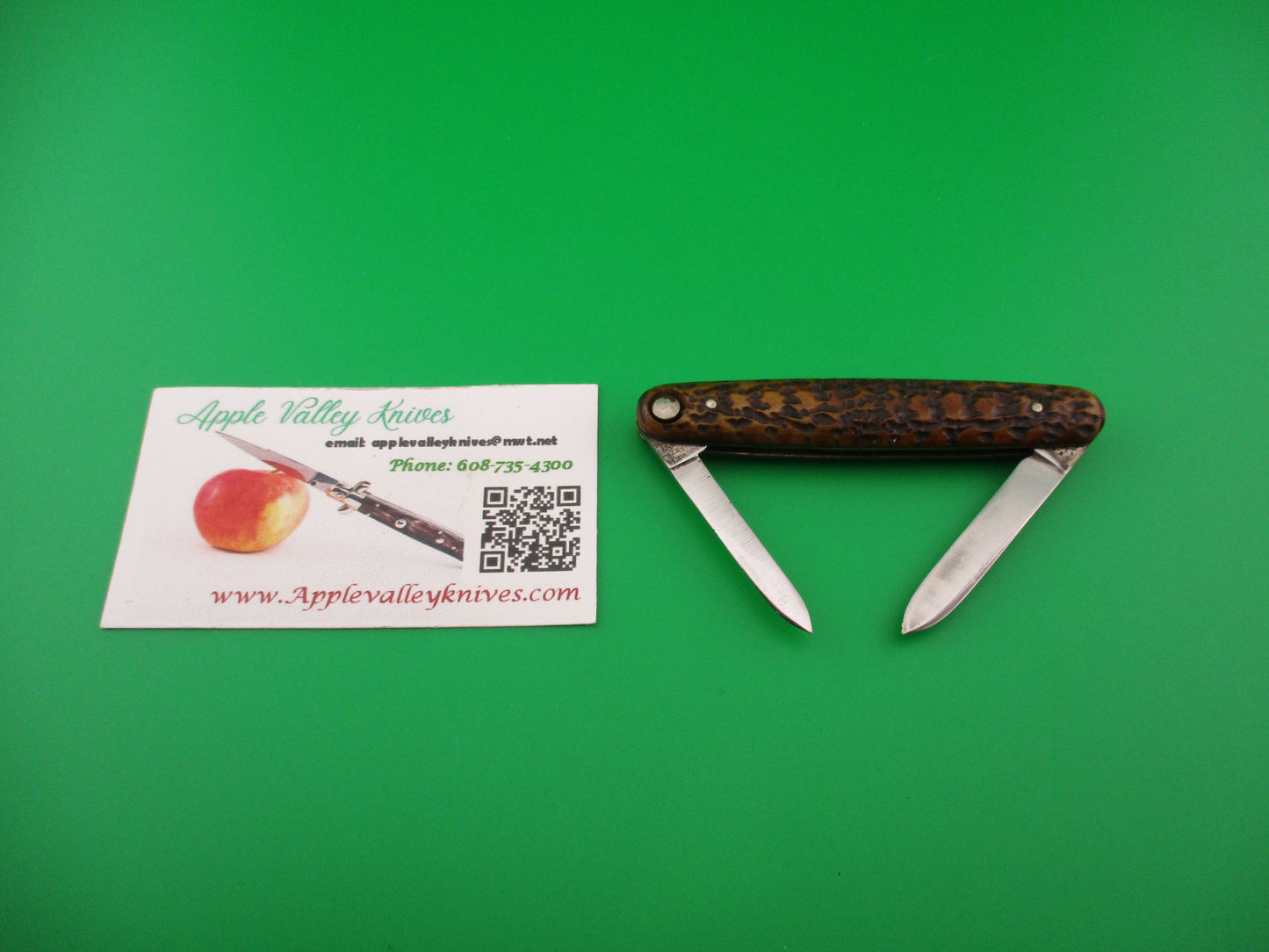 Press Button Knife Co Medium double bone switchblade knife model 100