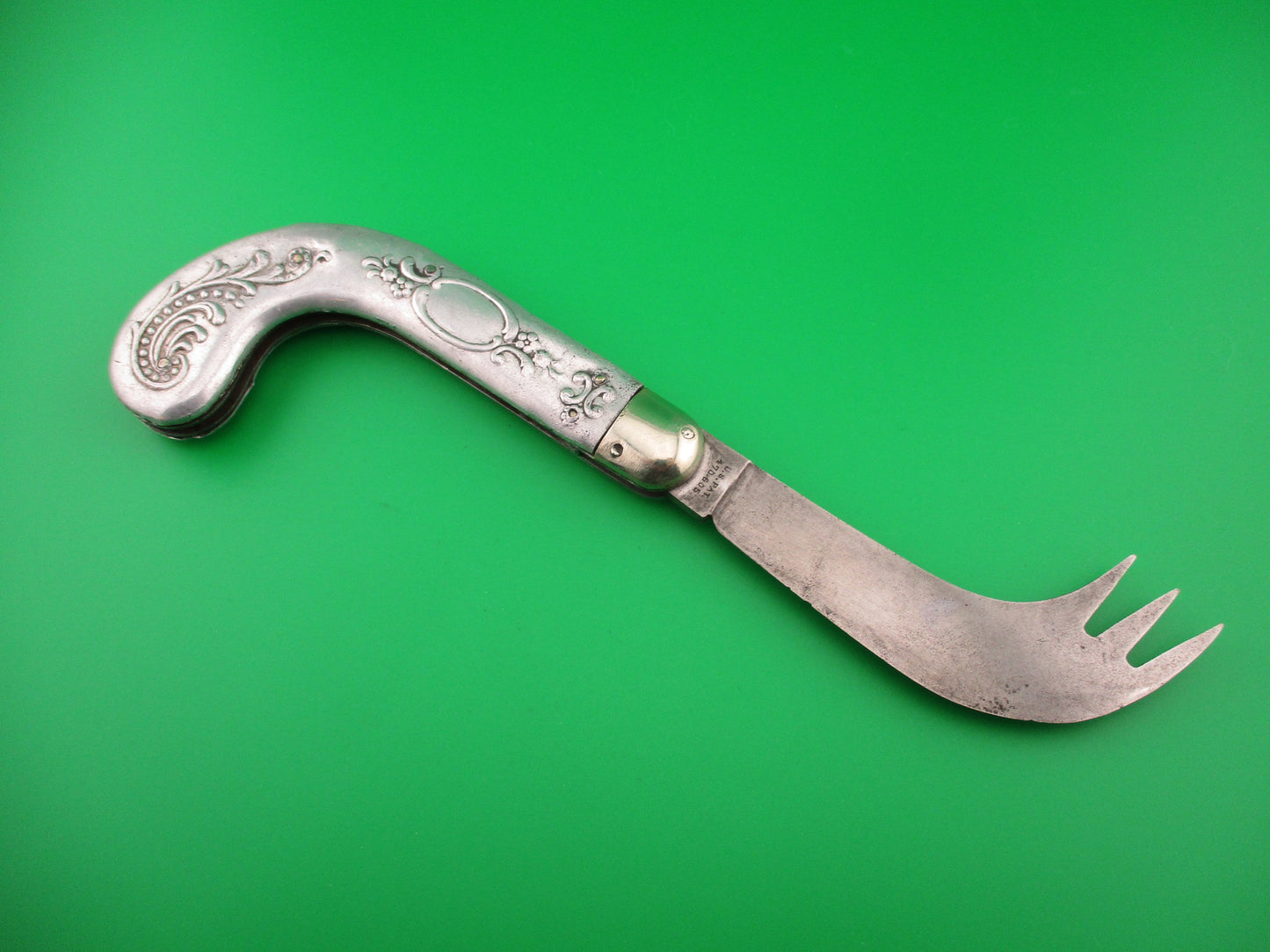 Press Button Knife Co One Arm Man antique switchblade knife Civil War ETCHED