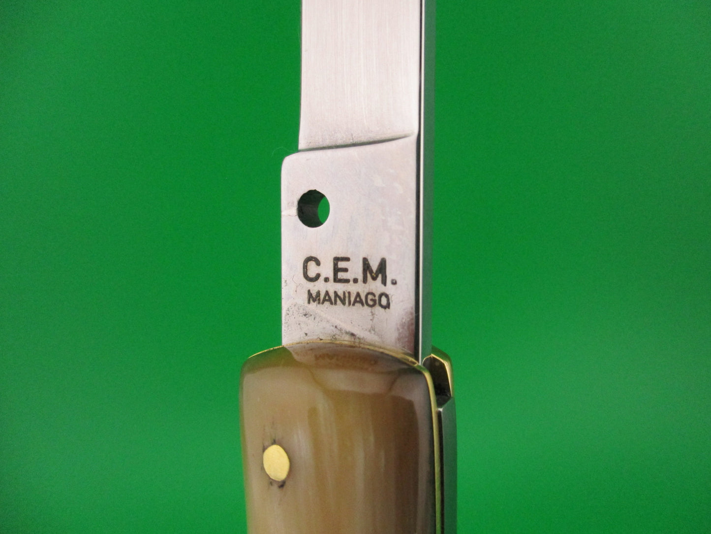 CEM MANIAGO 21cm Italian lockback Honey & Cream horn DM automatic knife
