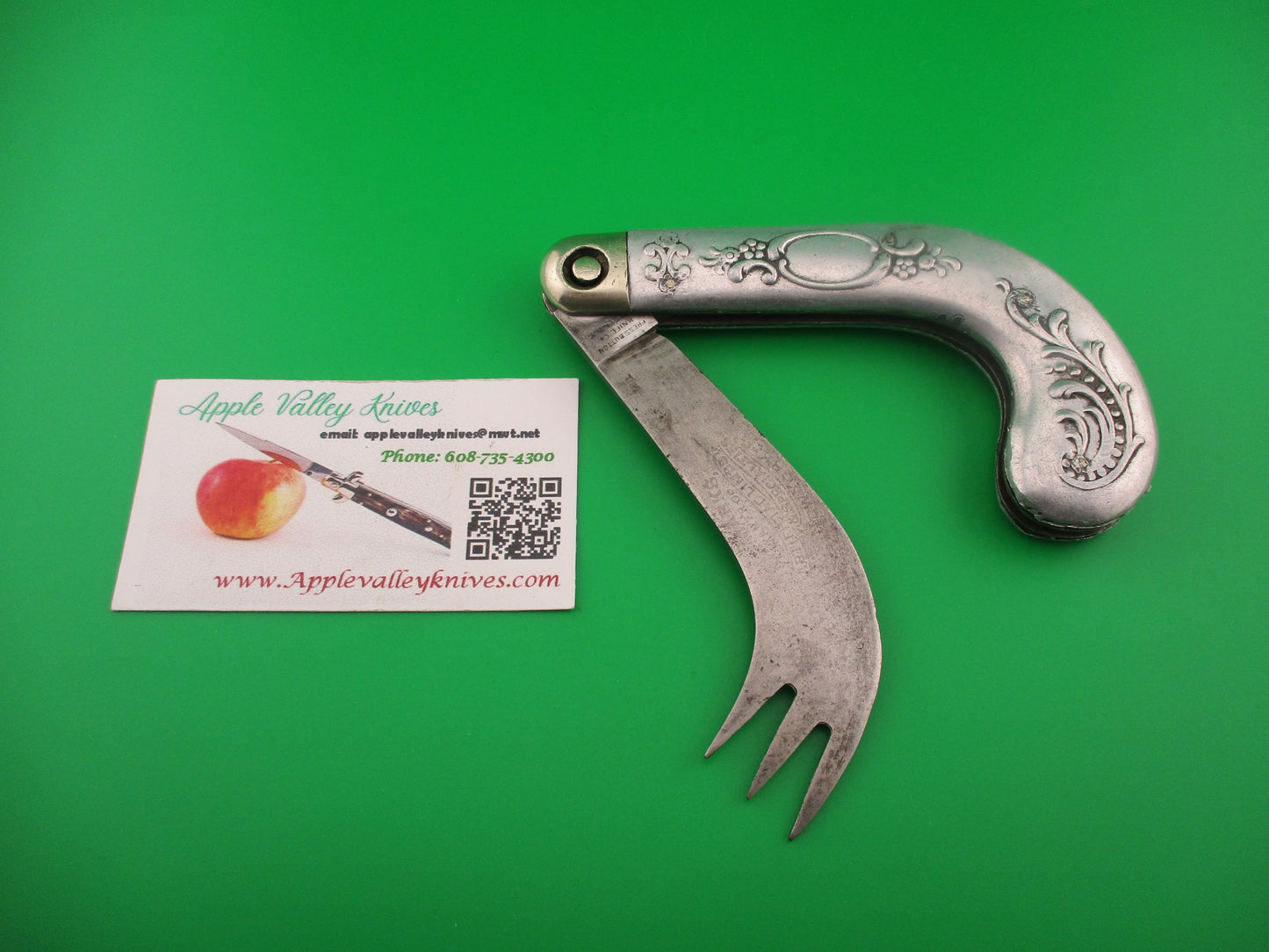 Press Button Knife Co One Arm Man antique switchblade knife Civil War ETCHED